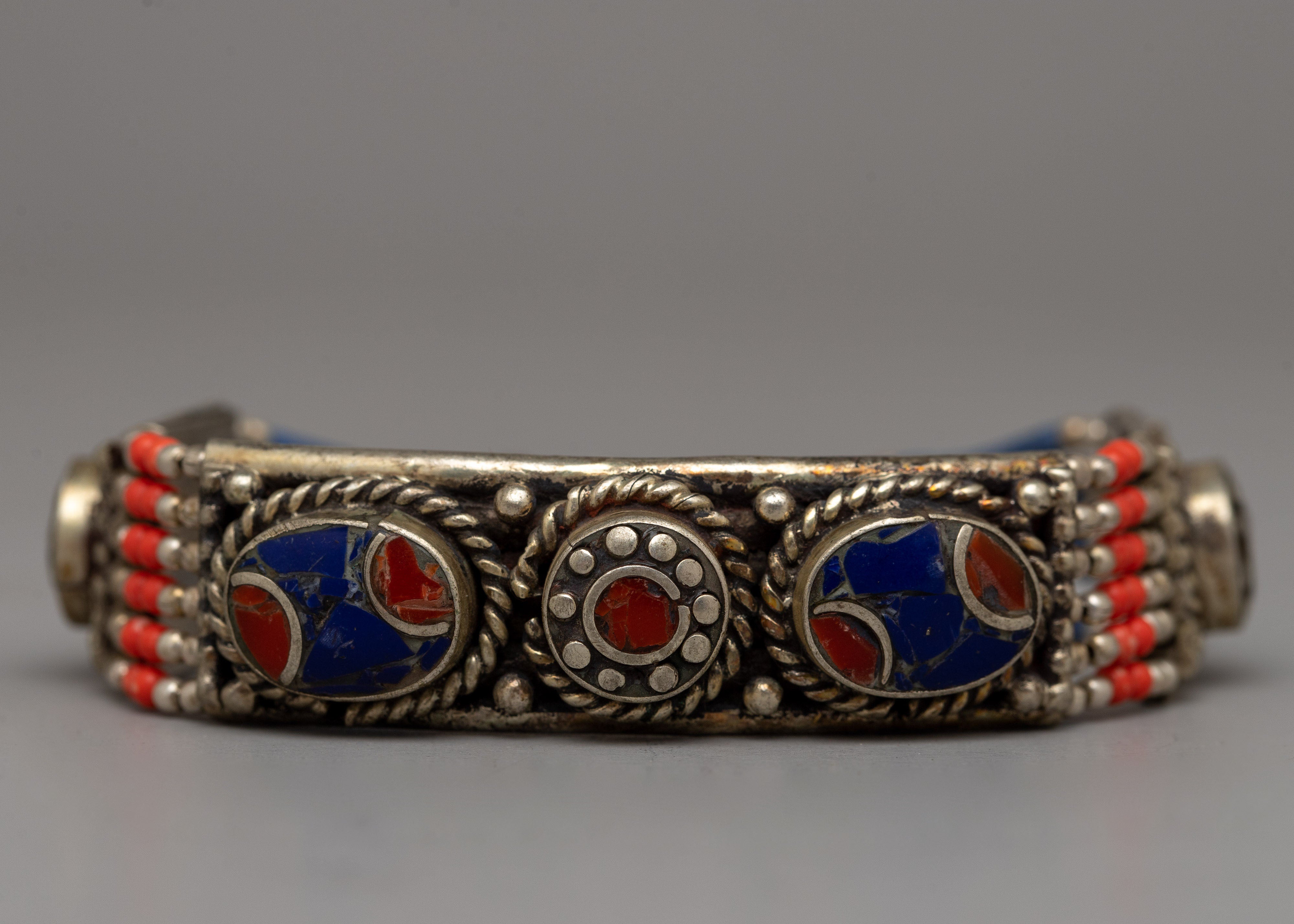 Tibetan Buddhist Bracelet | Symbolic Accessory Infused with Spiritual Meaning
