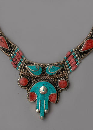White Metal Necklace | Silver-Plated for Timeless Beauty and Versatile Style