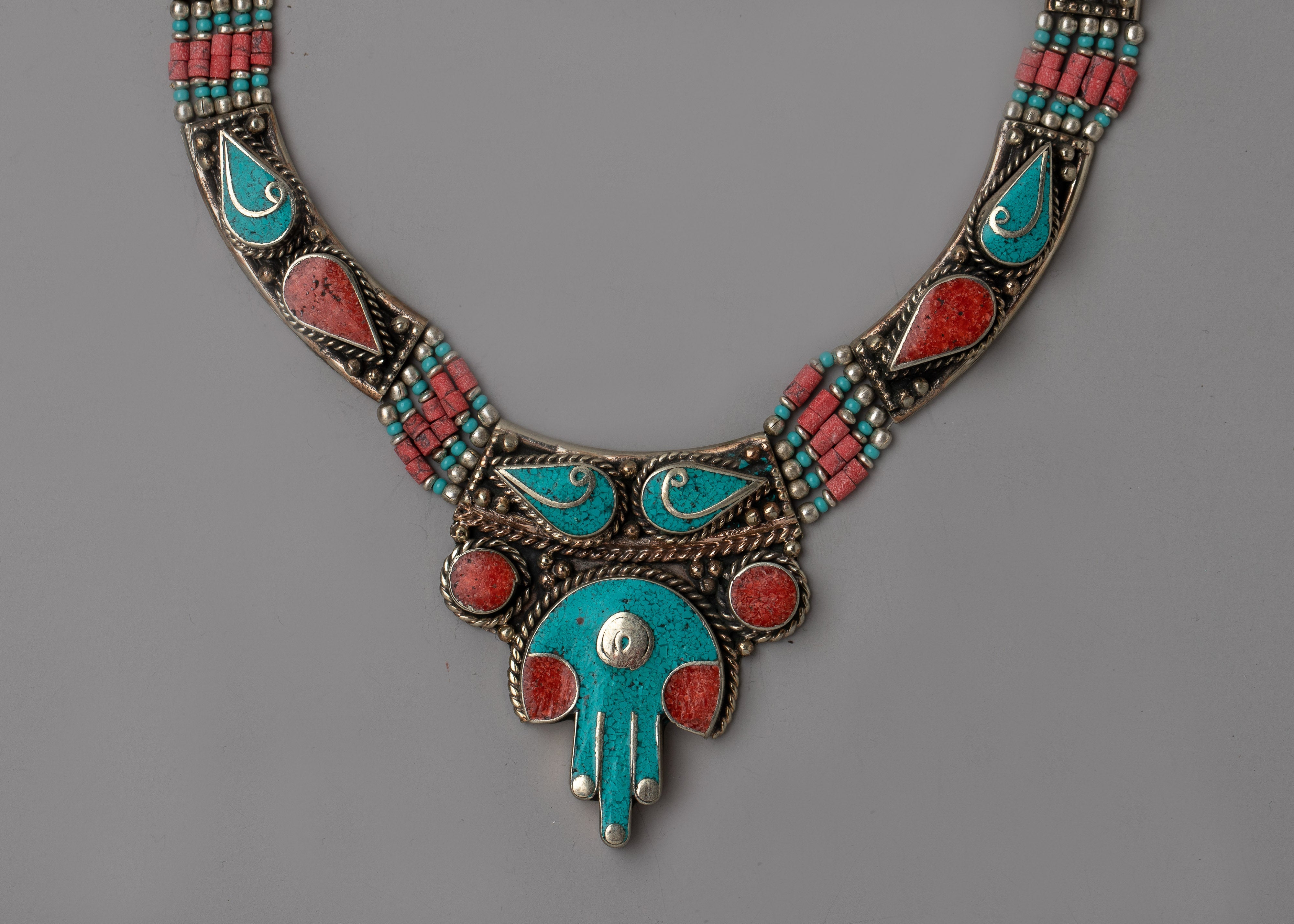 White Metal Necklace | Silver-Plated for Timeless Beauty and Versatile Style