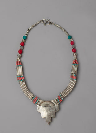 White Metal Necklace | Silver-Plated for Timeless Beauty and Versatile Style