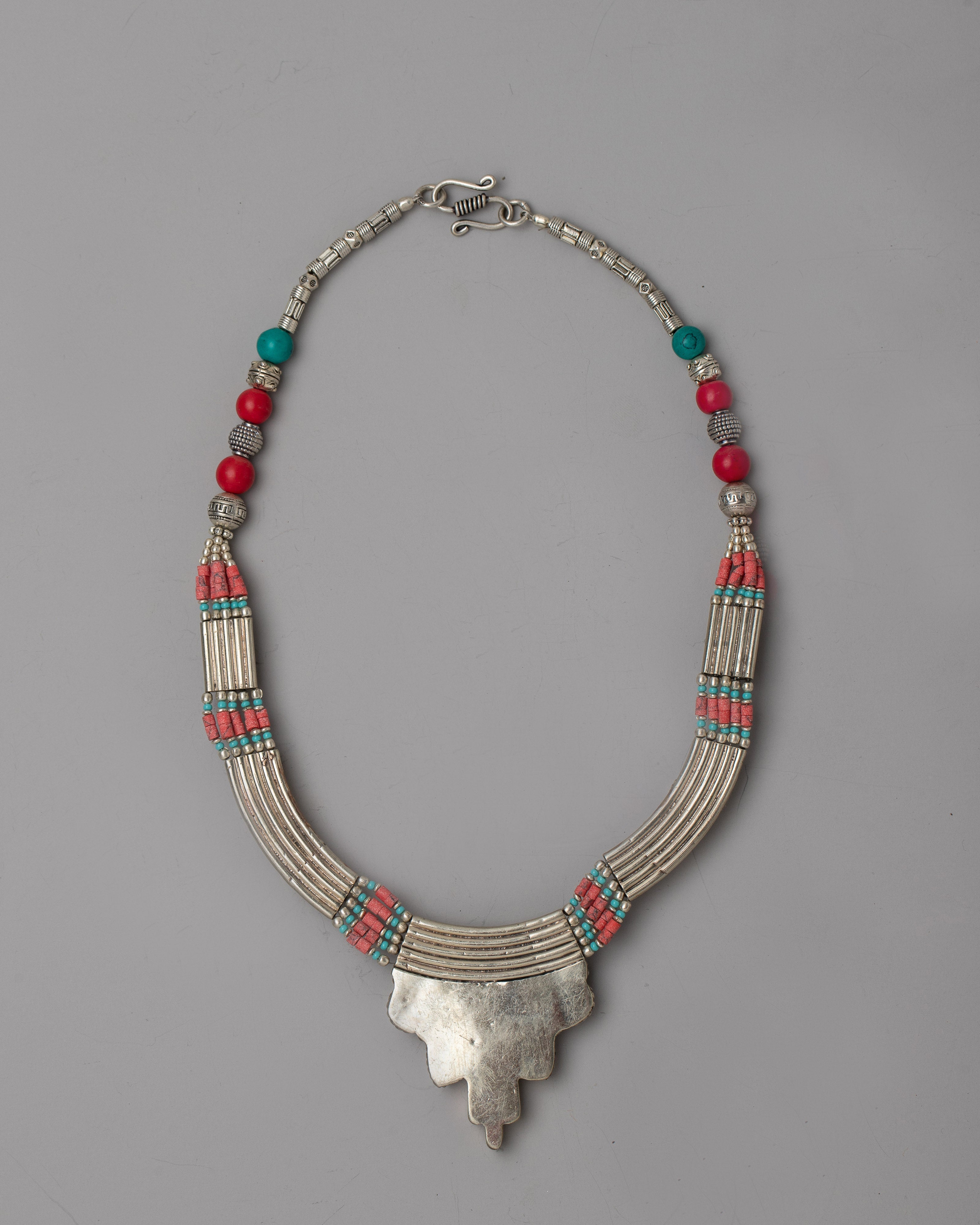 White Metal Necklace | Silver-Plated for Timeless Beauty and Versatile Style