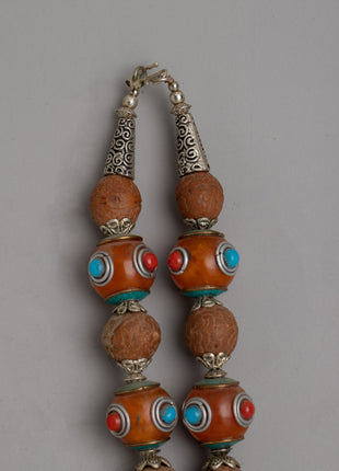 Tibetan Amber Necklace | Embrace Tradition with Unique Elegance