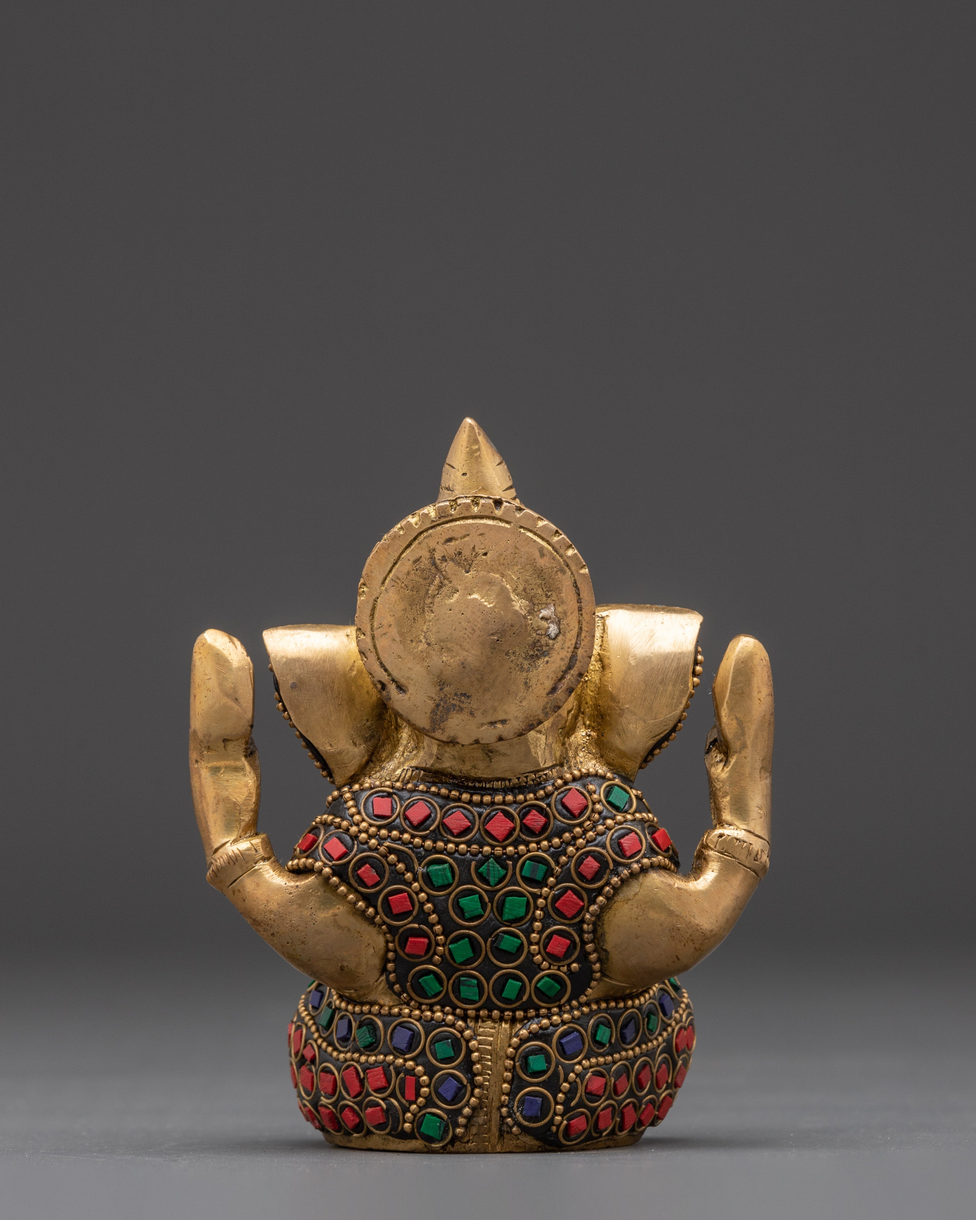 Hindu God Ganesha Statue | Handcrafted Ganesha Idol for Meditation & Blessings