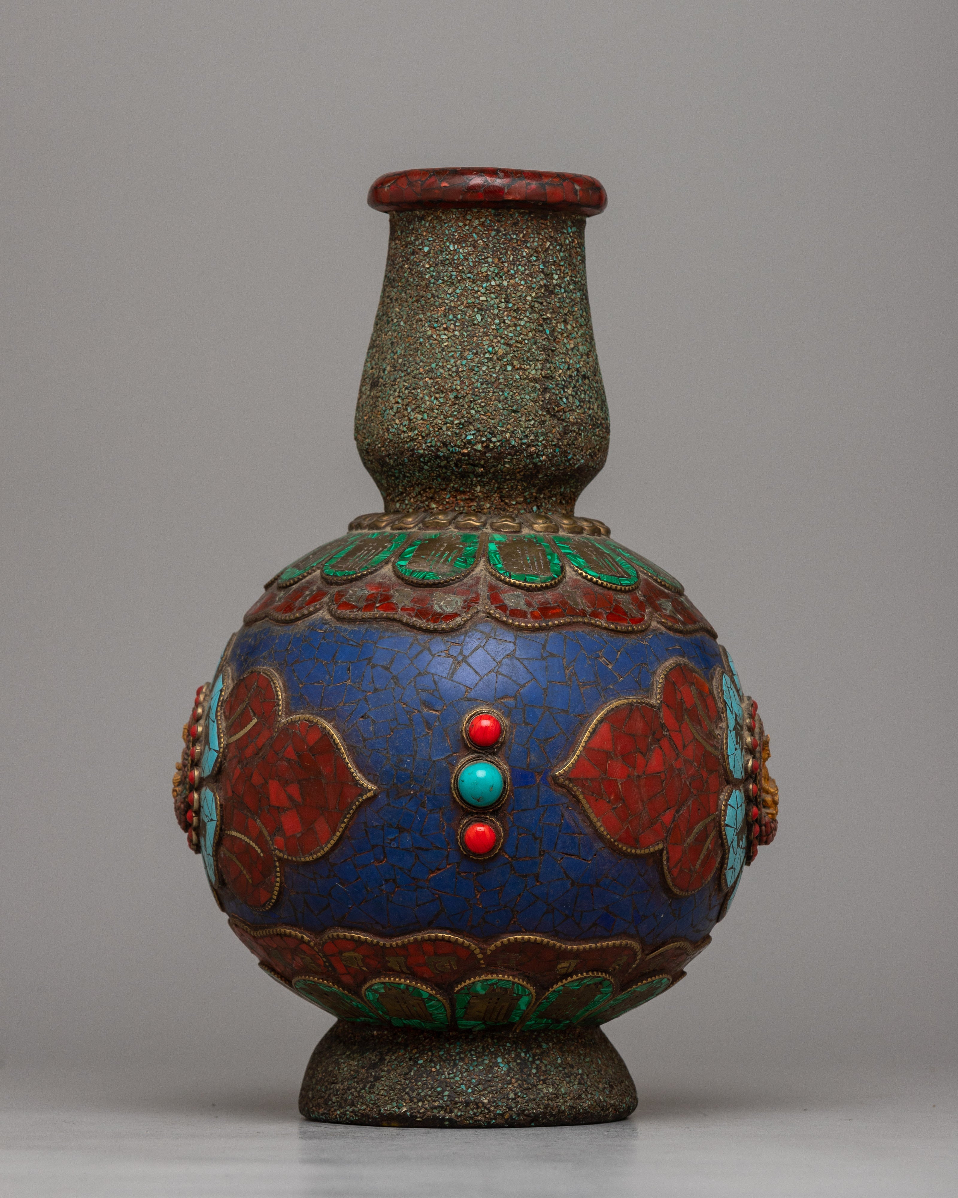 Tibetan Metal Flower Vase | Elevate Your Floral Arrangements with Contemporary Style