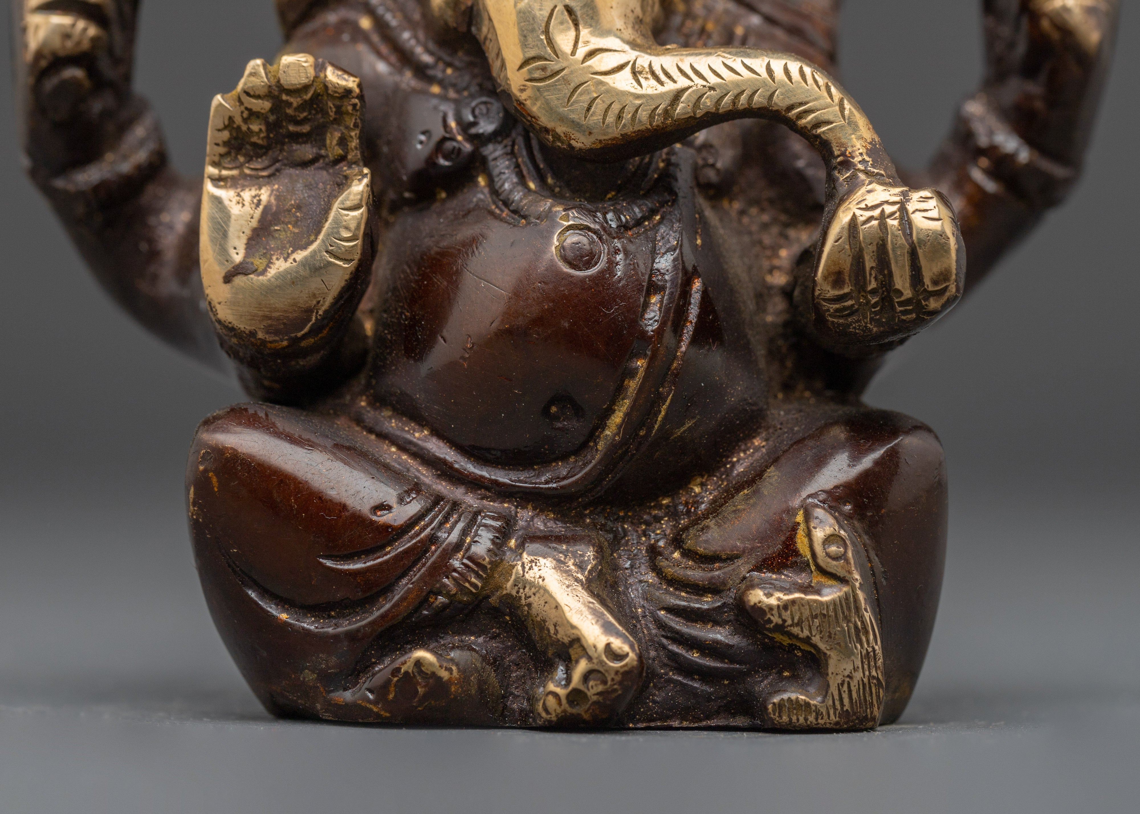 Lord Ganesha Hindu Deity Idol | Spiritual Home Decor