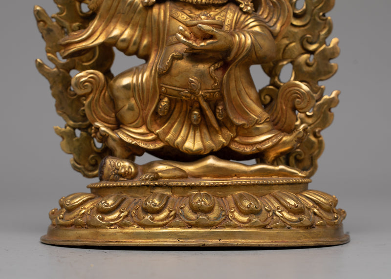 Wrathful Deity Bernagchen Mahakala Statue | Symbol of Fearlessness and Spiritual Protection