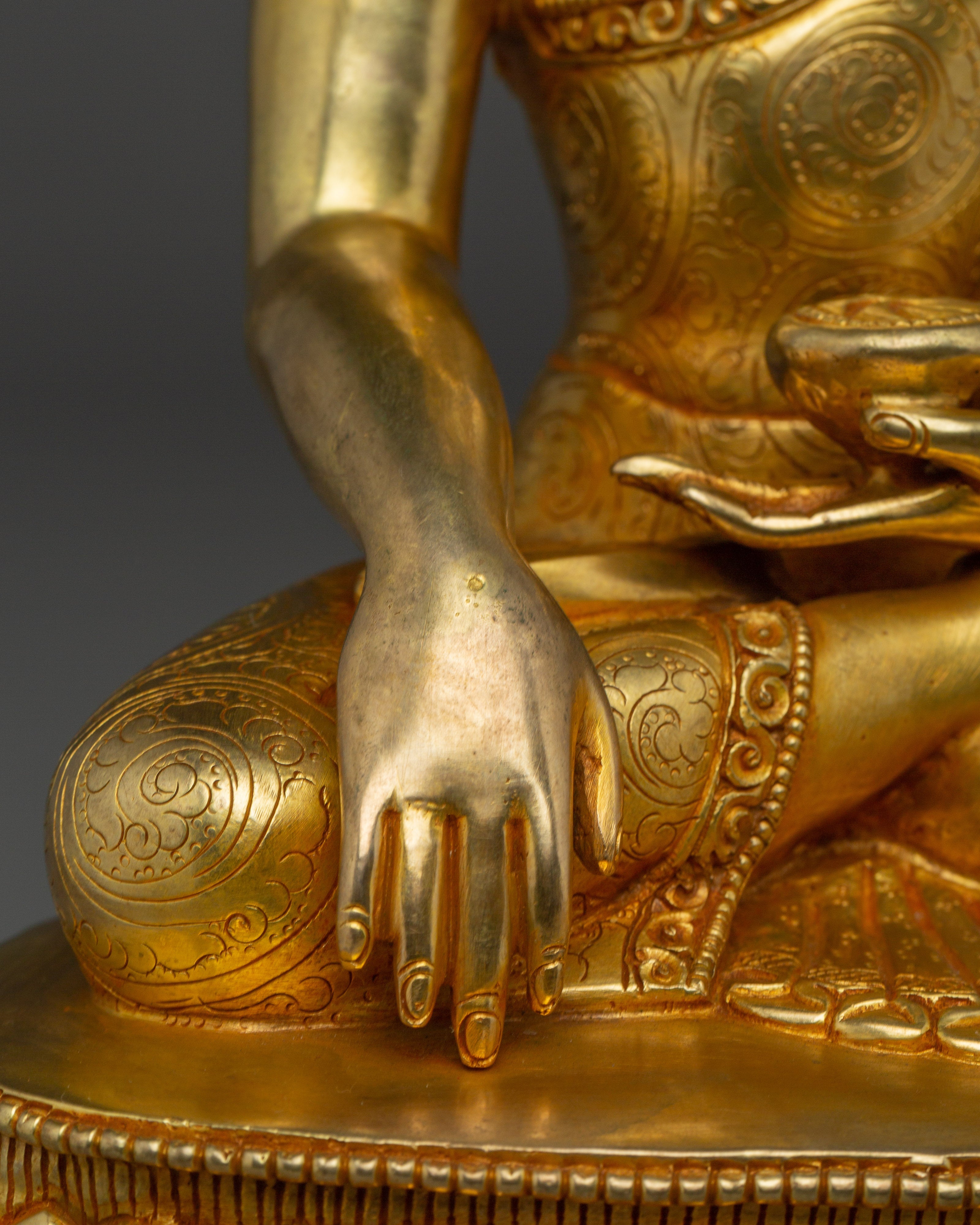 Handmade Serene Gautama Buddha Artwork | Shakyamuni Buddha - Founder of Buddhism
