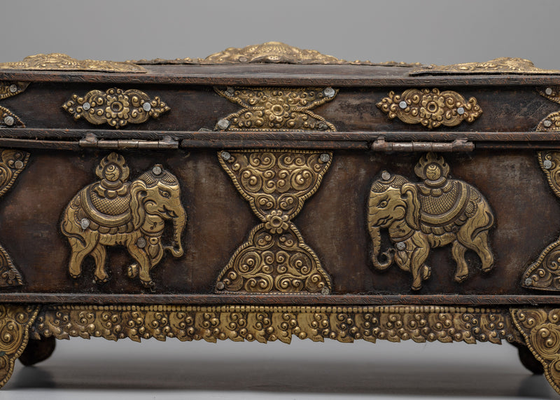 Wow Iron Box Treasure | Perfect for Preserving Your Most Precious Treasures in Style