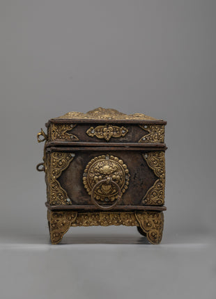 Wow Iron Box Treasure | Perfect for Preserving Your Most Precious Treasures in Style