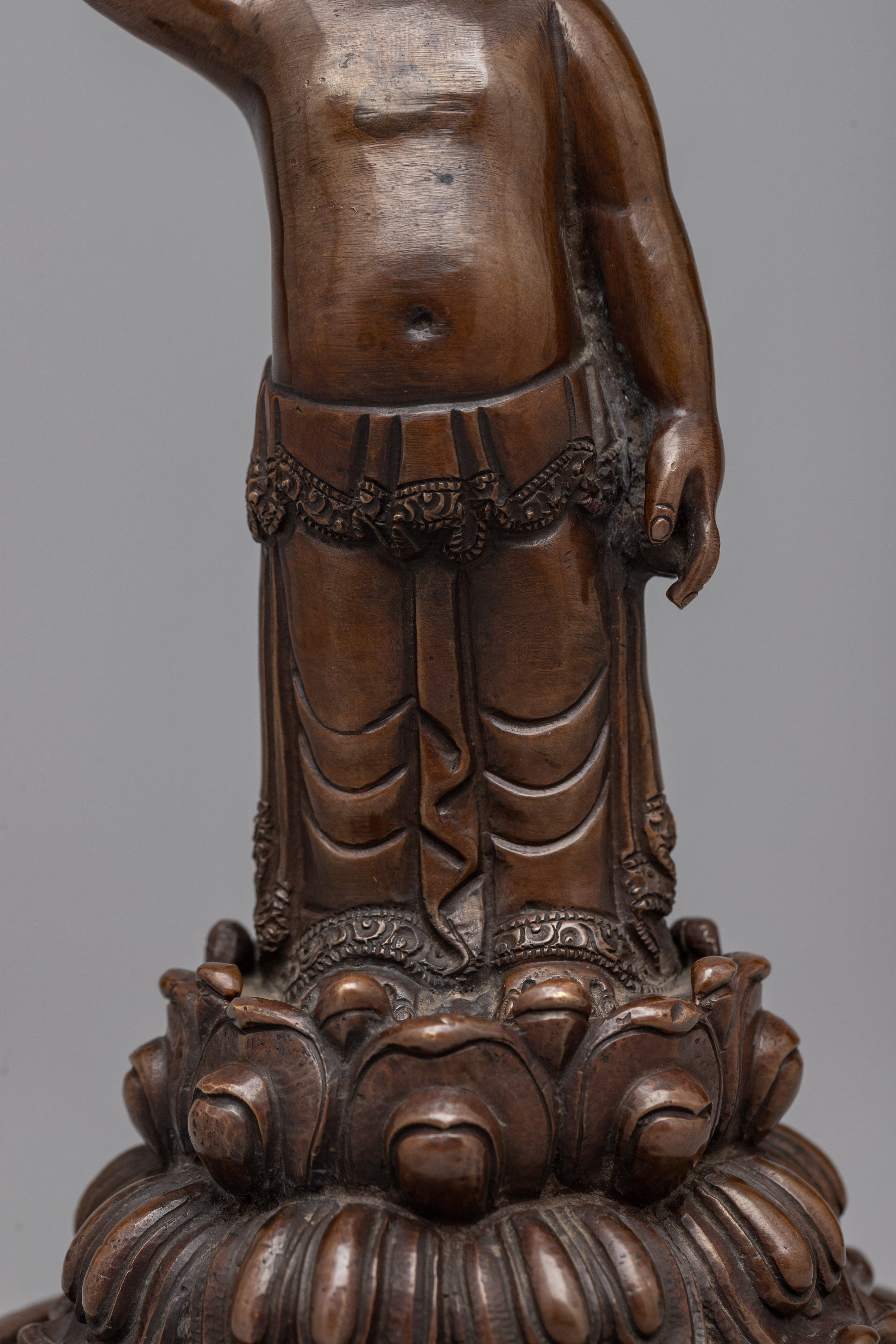 Standing Buddha Statue | Serene Symbol of Enlightenment and Inner Peace