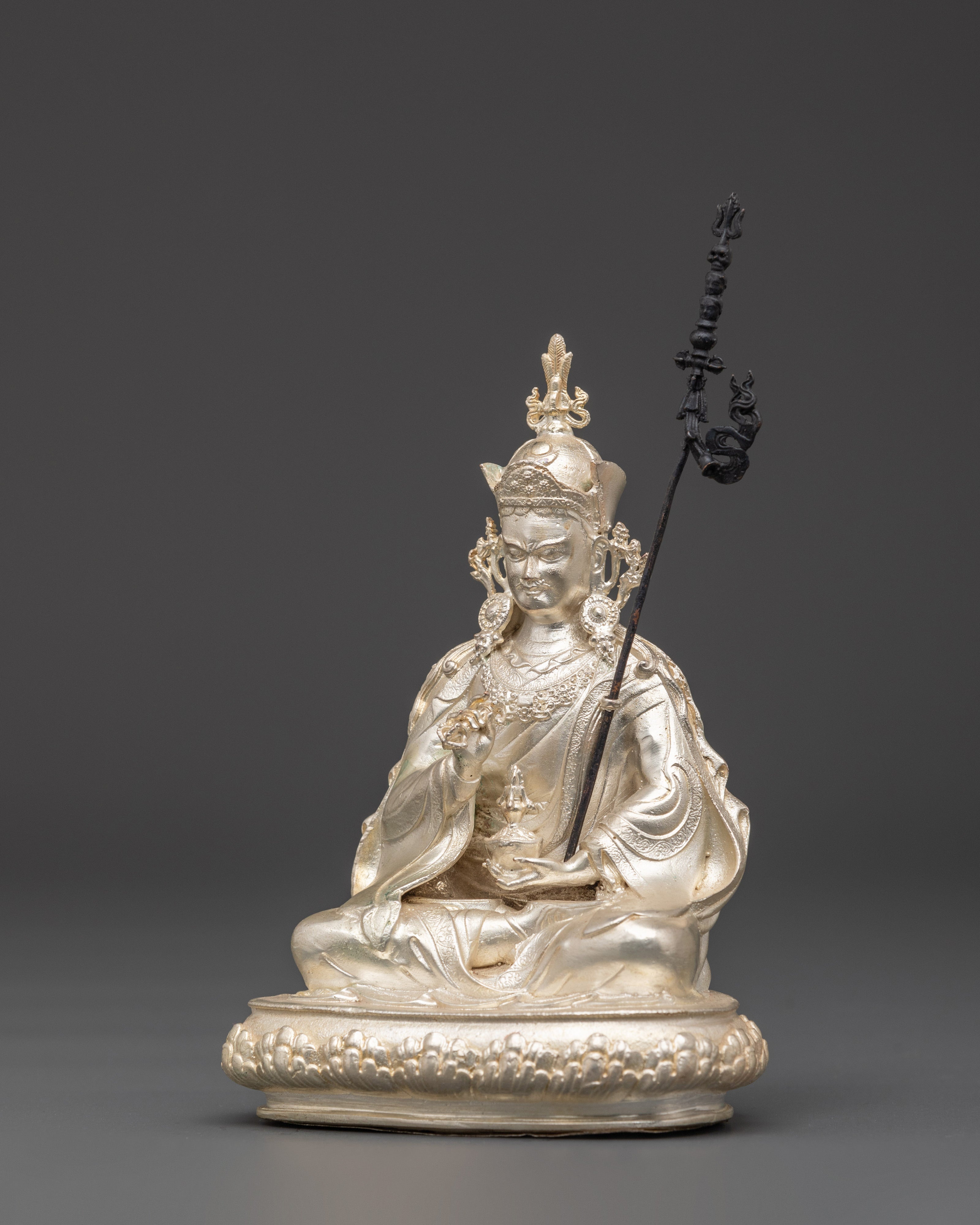 Handmade Guru Tsokye Dorje Statue | Peaceful Form of Guru Rinpoche