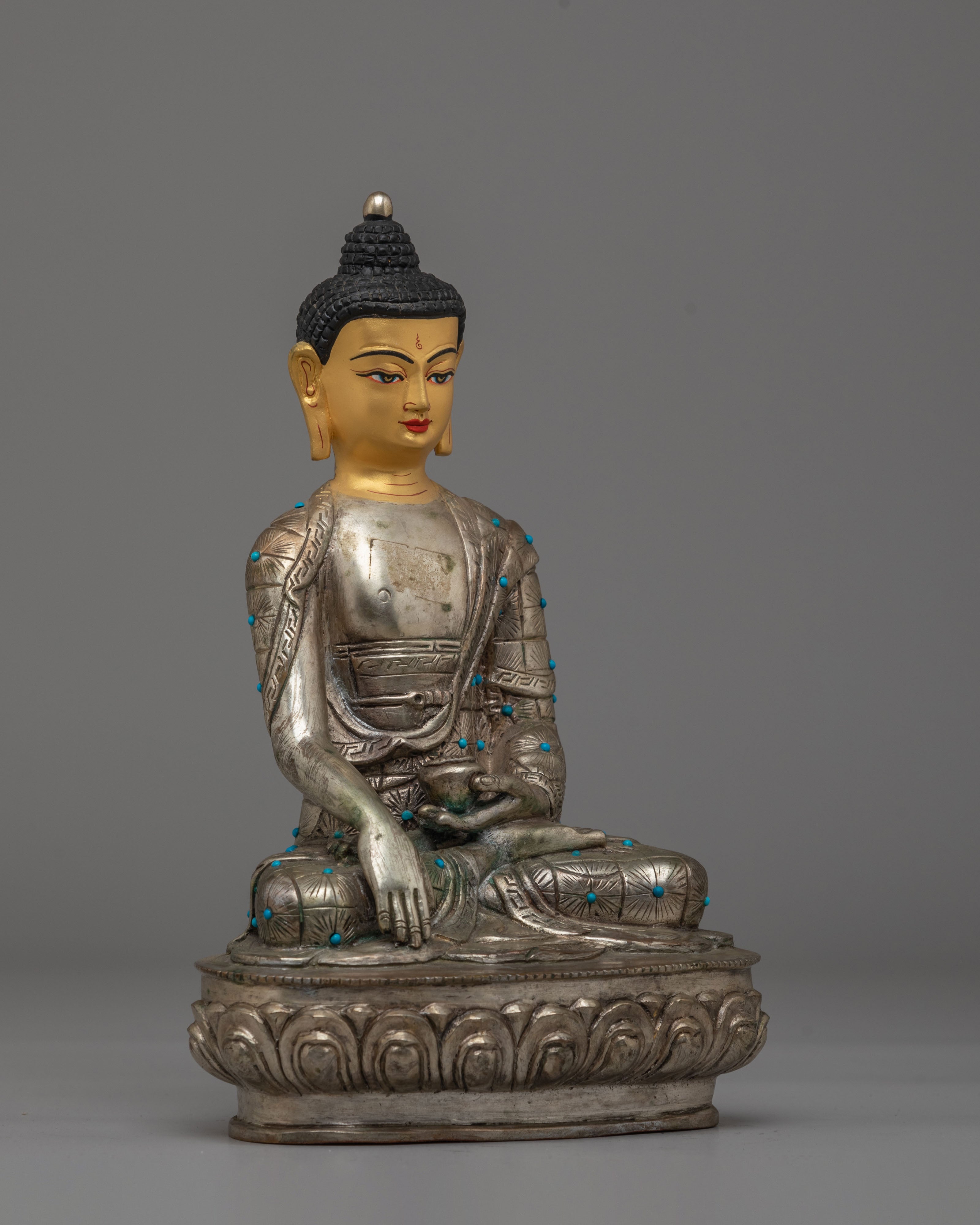 Tibetan Sacred Shakyamuni Buddha Statue | Traditional Buddhist Artwork