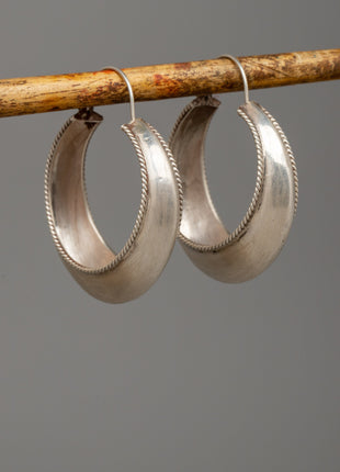 Silver Hoop Earrings for Women | Timeless Jewelry for Casual and Formal Wear