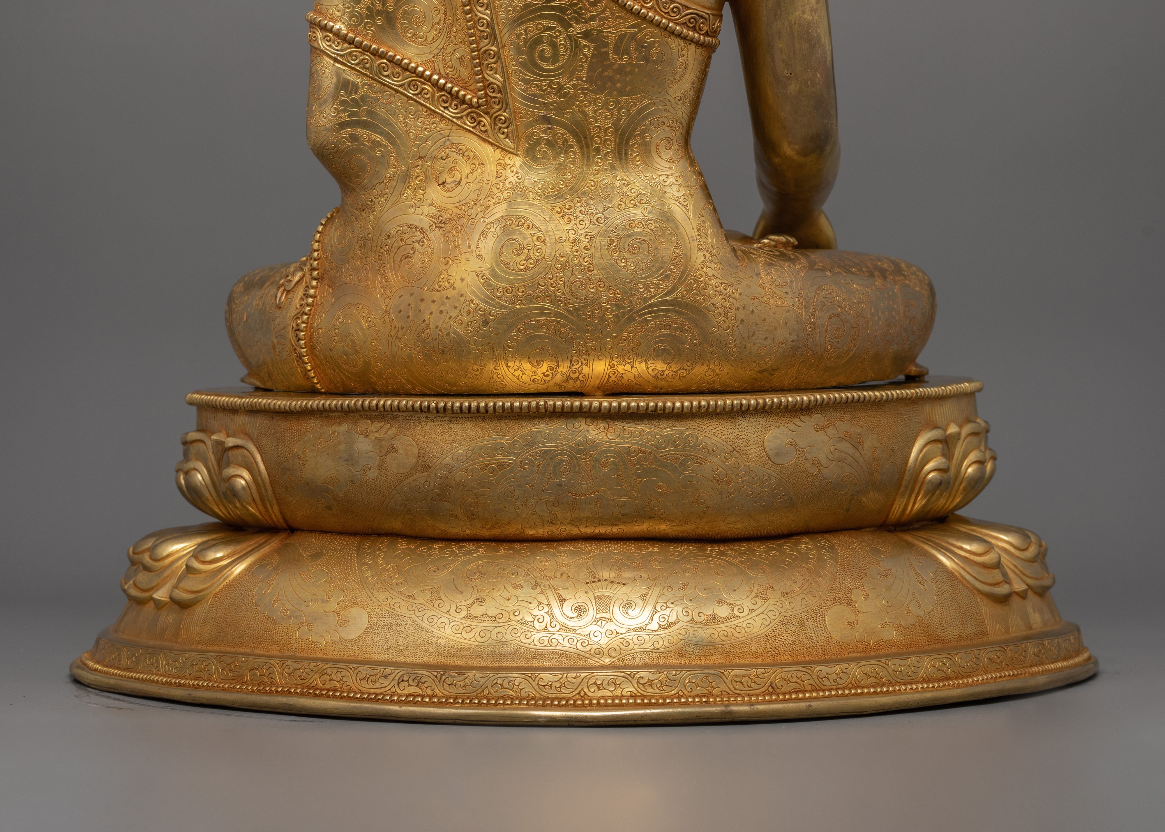 Enlightened Guru Buddha Shakyamuni Statue | Symbol of mindfulness practice