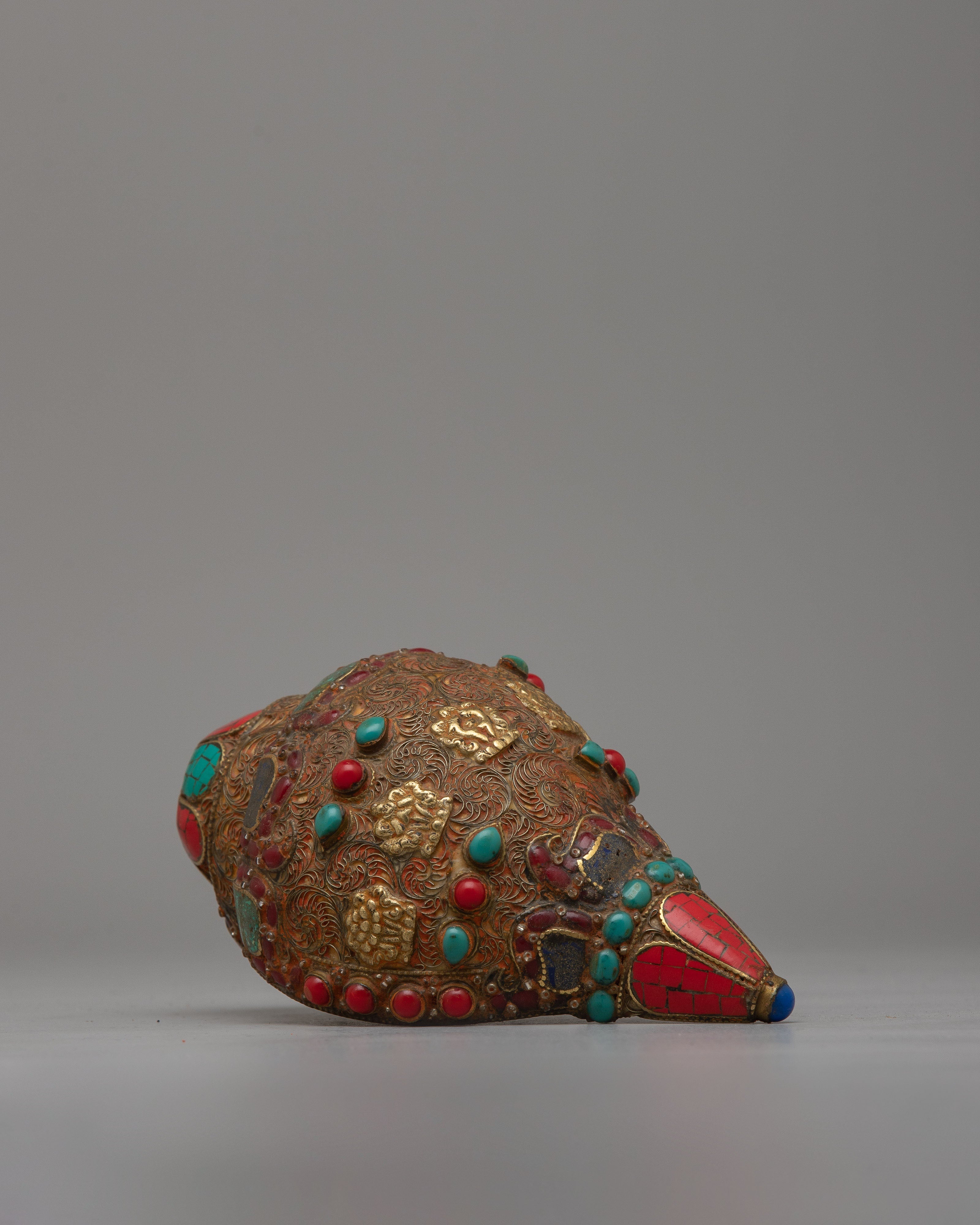 Tibetan Shankh Shell | Sacred Symbol of Spiritual Purity and Divine Connection