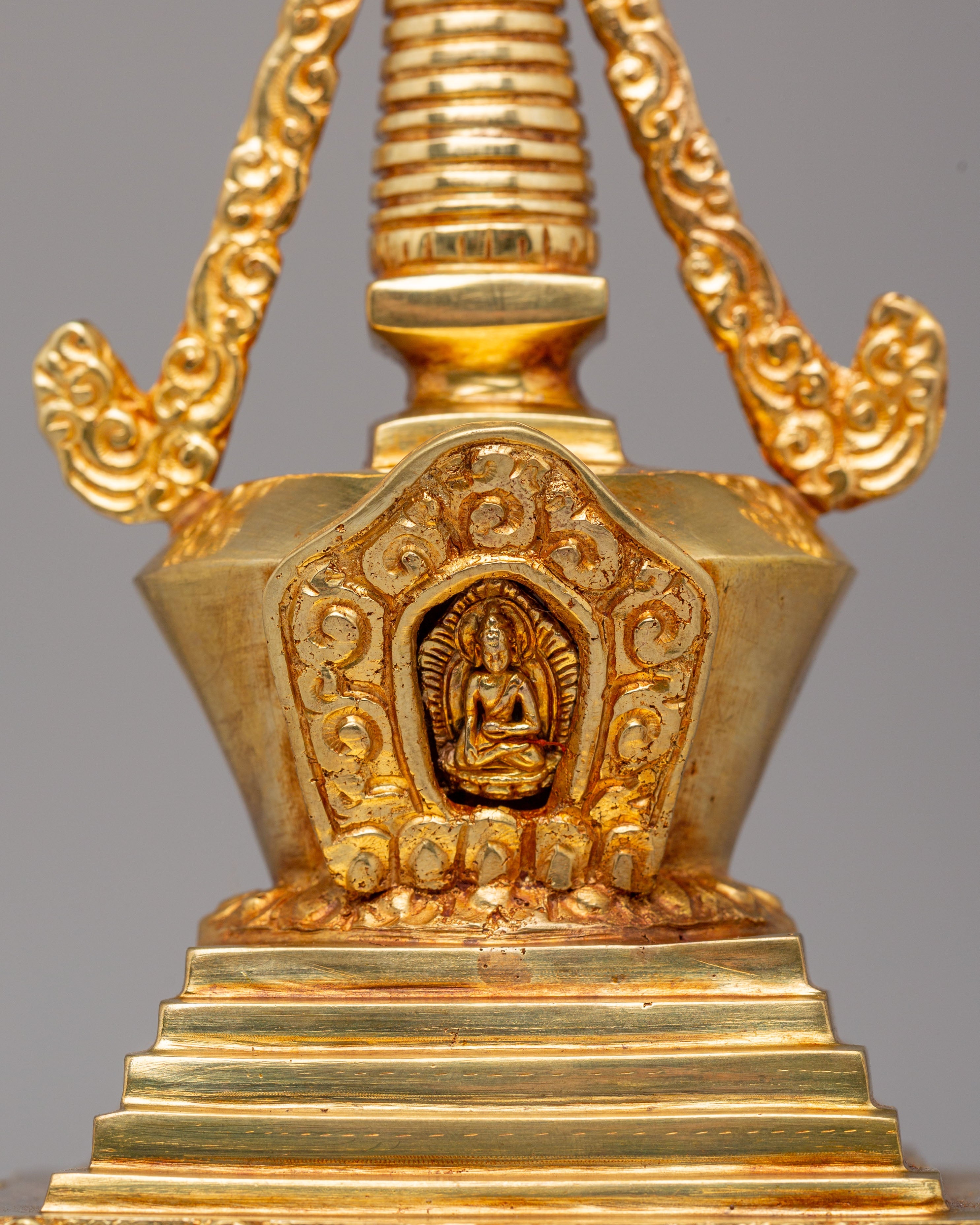 Buddhist Enlightenment Chorten | Symbol of Spiritual Awakening