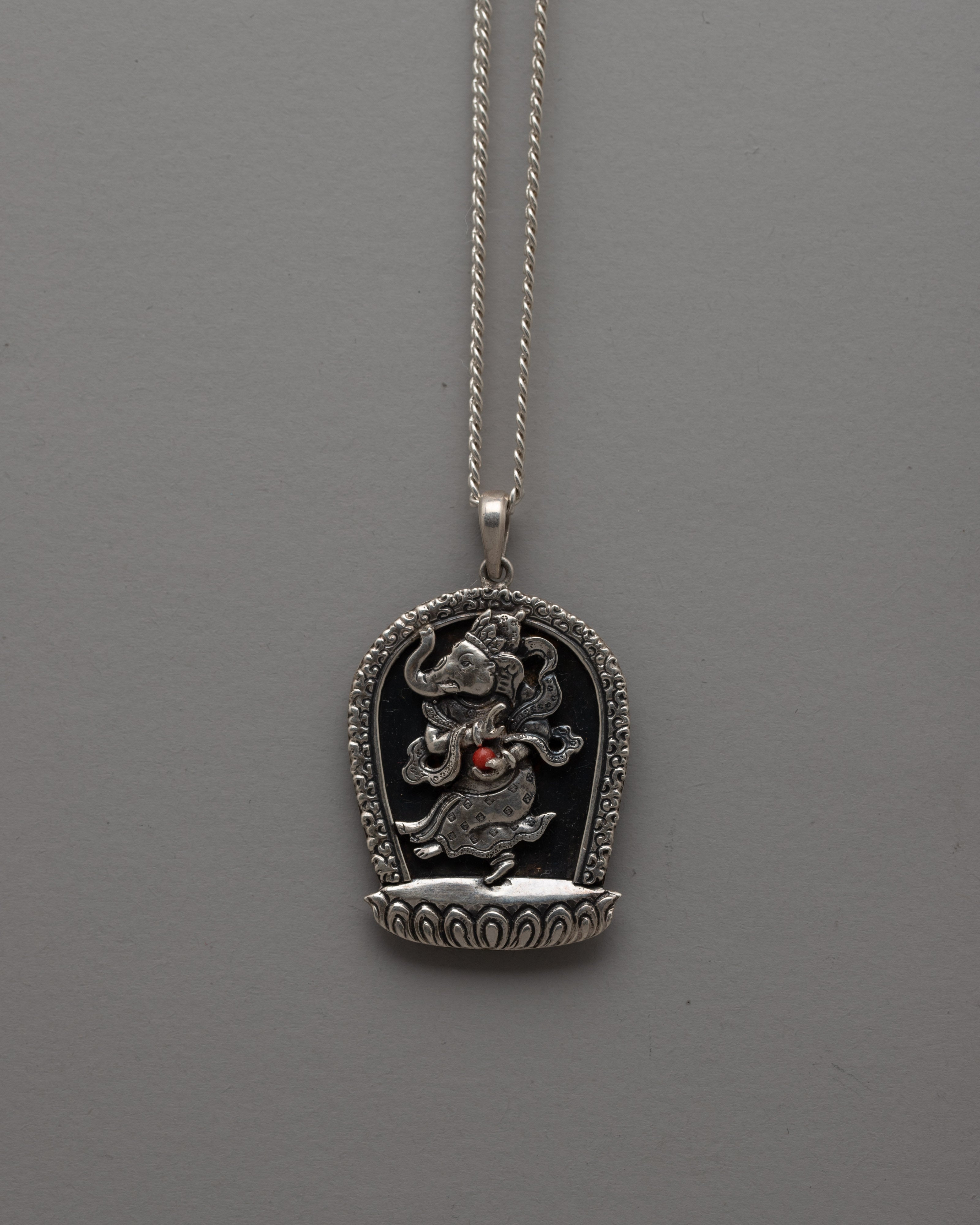 Silver Hindu Necklace | Symbolic Elegance for Everyday Wear