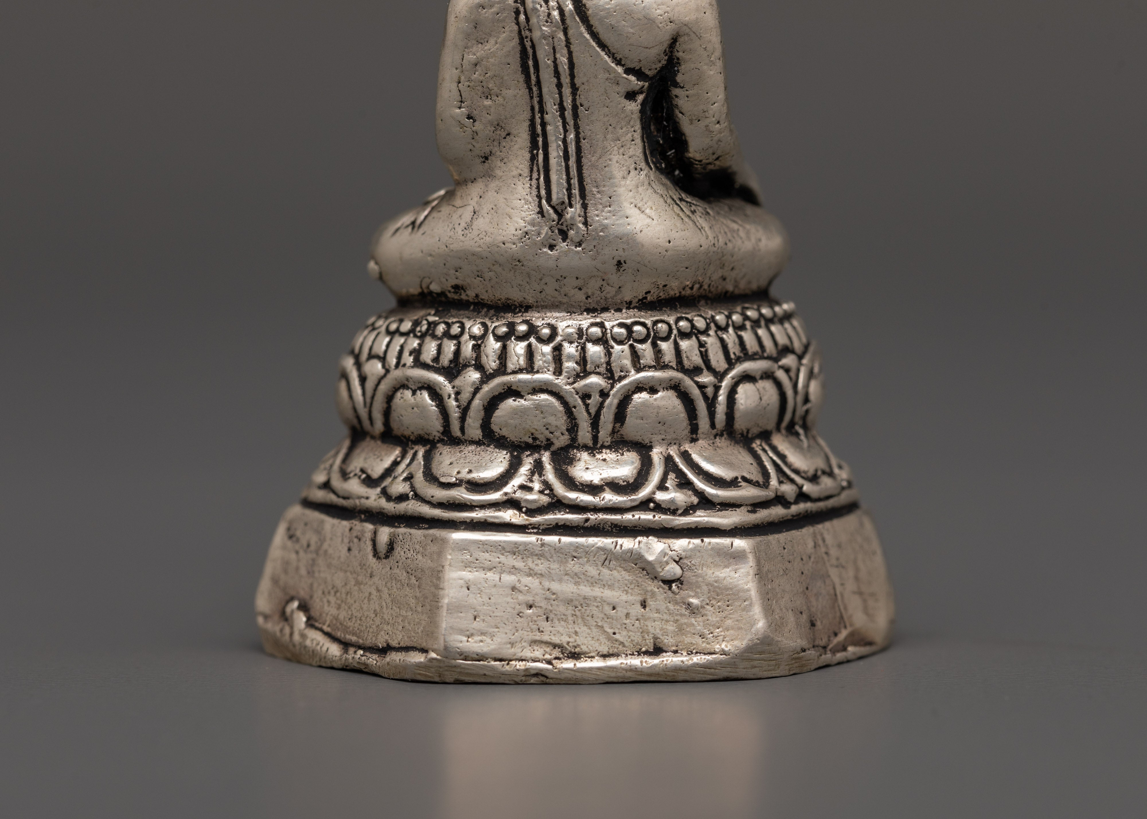 Shakyamuni Buddha for Meditation Altar | Small Buddhist Sculpture