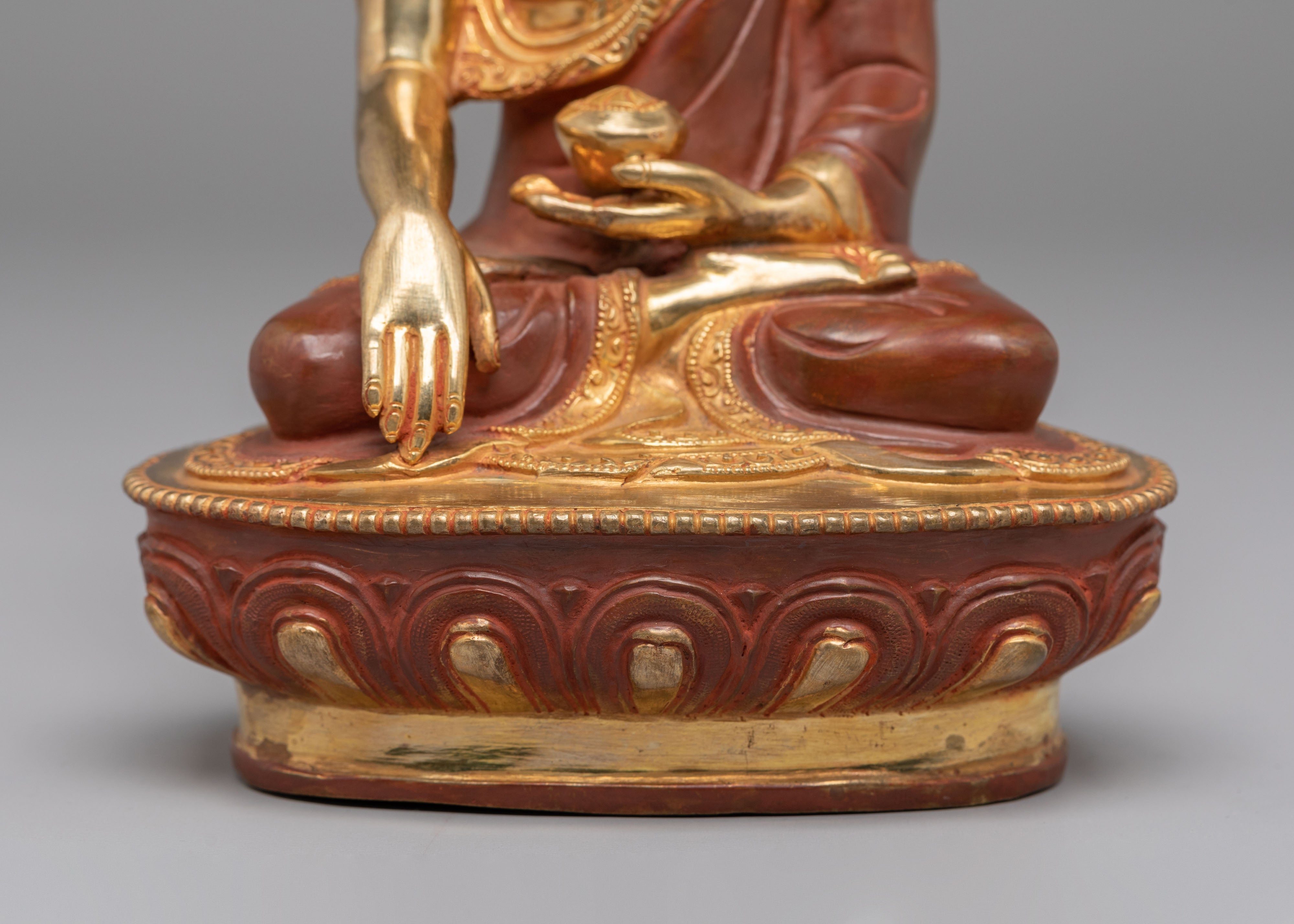 Shakyamuni Buddha for Altars | Founder of the Buddhism