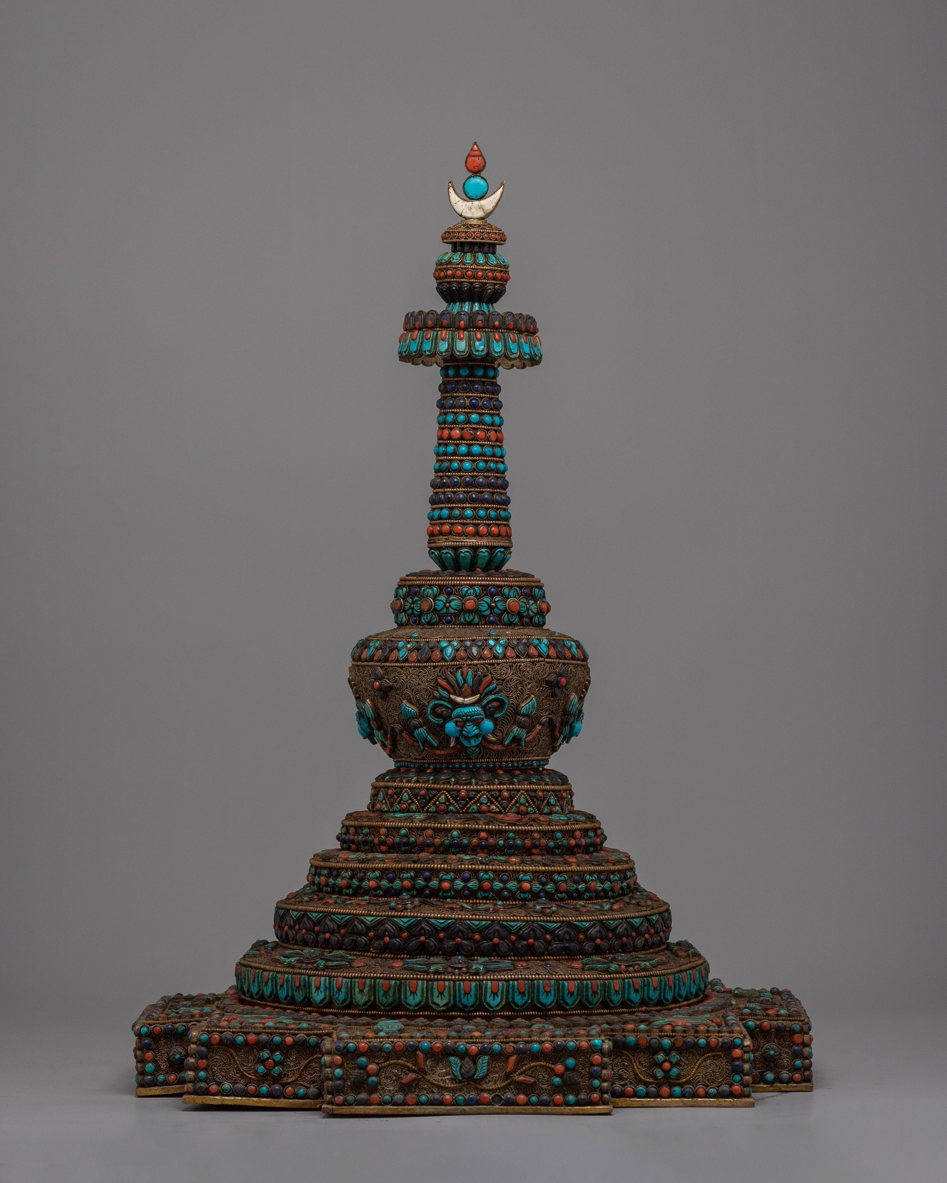 Tibetan Stupa Offering Statue | Symbolic Tribute to Sacred Structures and Spiritual Offerings