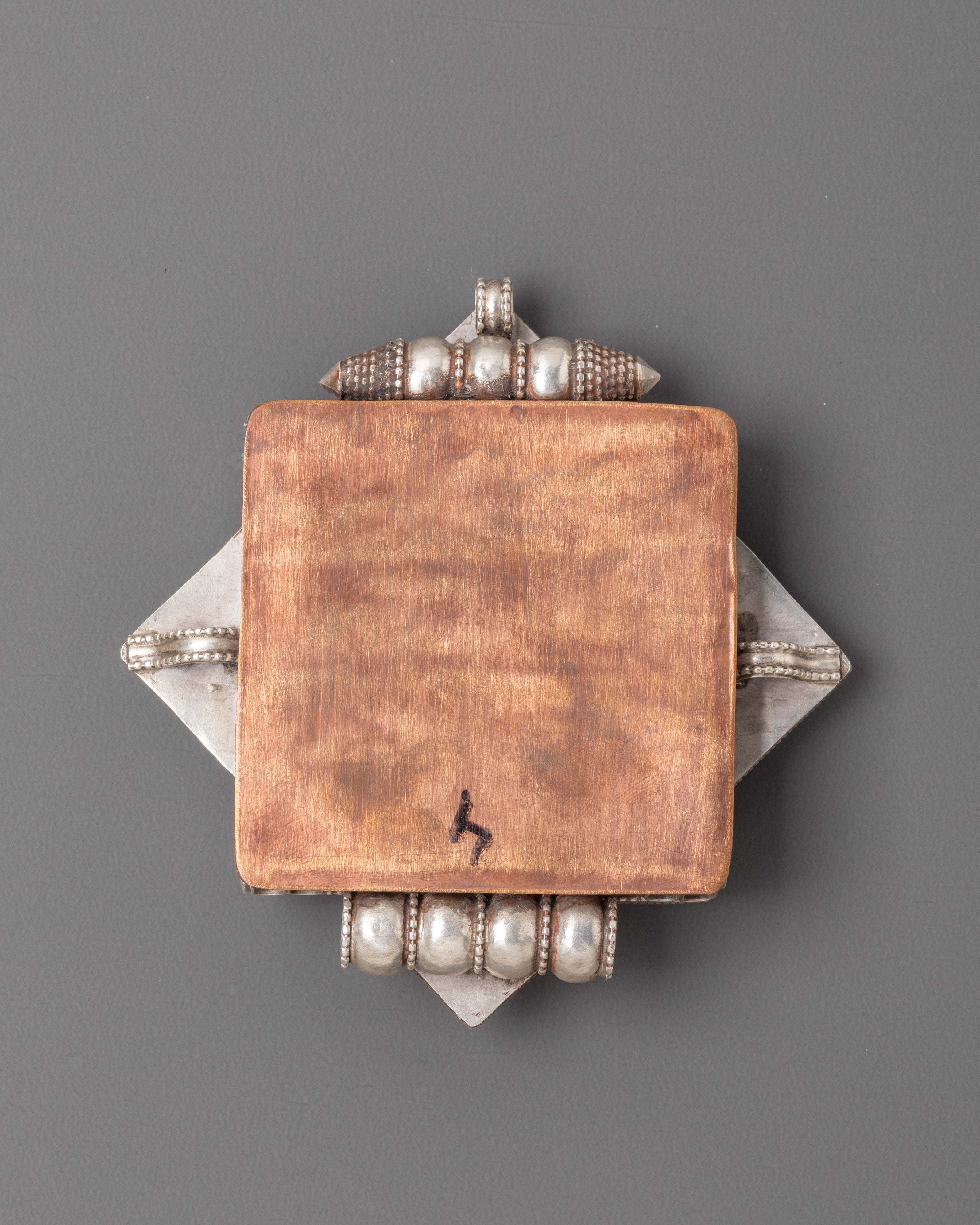 Tibetan Bishwo Vajra Ghau Box Locket | Traditional Amulet for Spiritual Protection