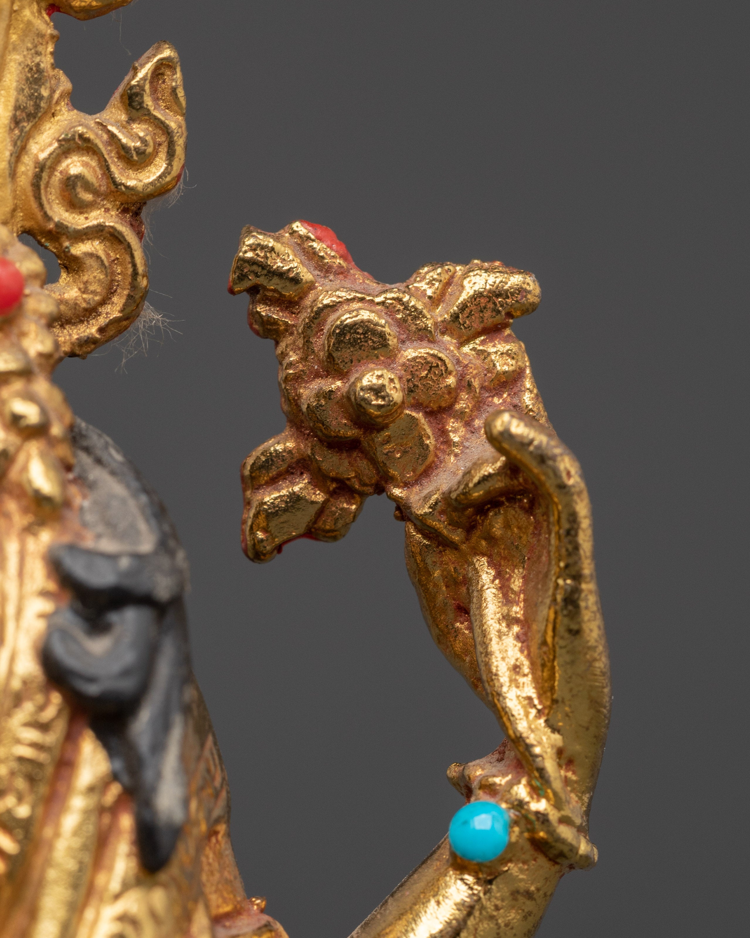 Turquoise Coral Inlaid Chenrezig Statue | Statue For Decor