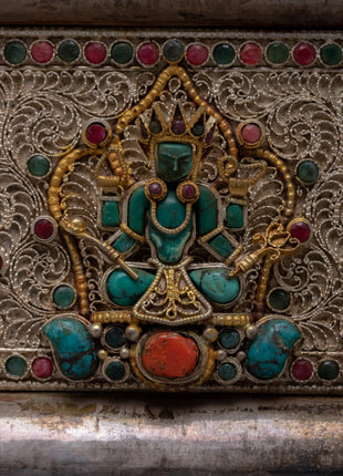Silver Storage Box | Unique and Artistic Container for Storing Your Beloved Items