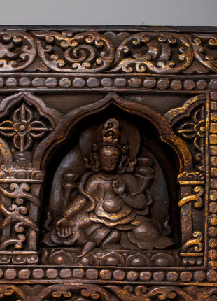 Wood Cover Book | Elevating Your Collection with Old-World Charm