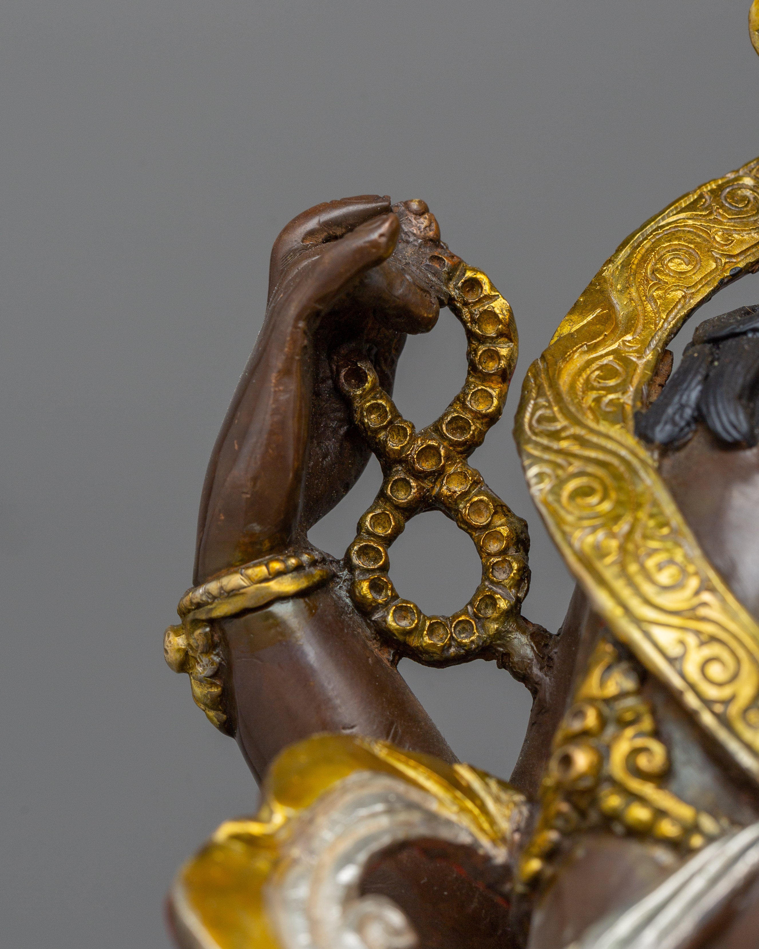 Chenrezig with Beautiful Halo Statue | The Bodhisattva of Infinite Compassion