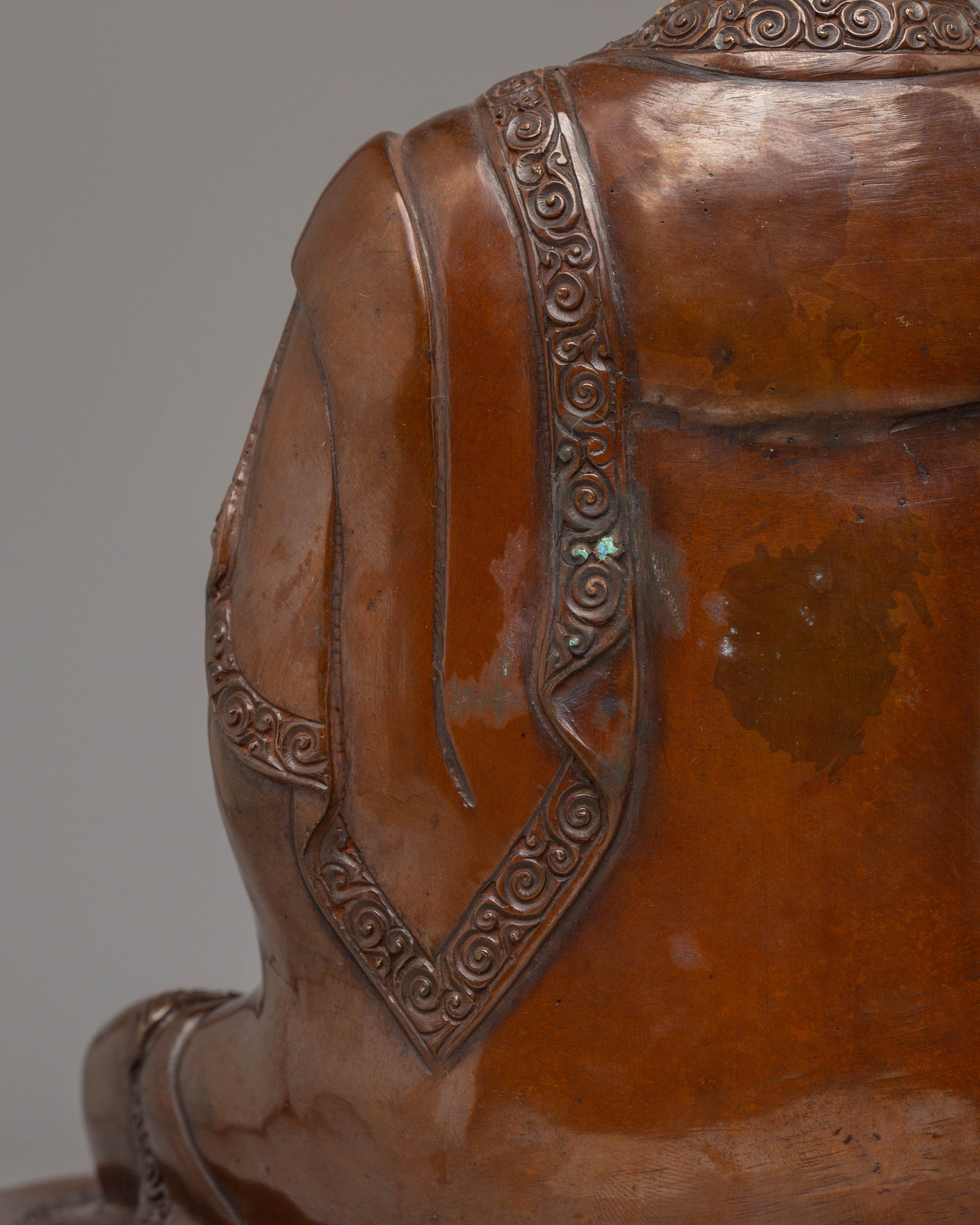 Handcrafted Sculpture of Buddha Shakyamuni | Symbol of Peace