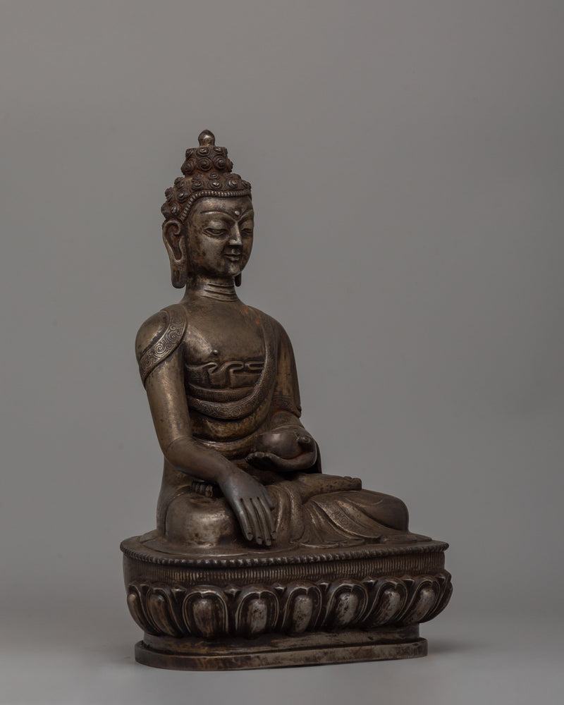 Iron Shakyamuni Buddha Statue | Traditional Buddhist Sculpture for Spiritual Practices