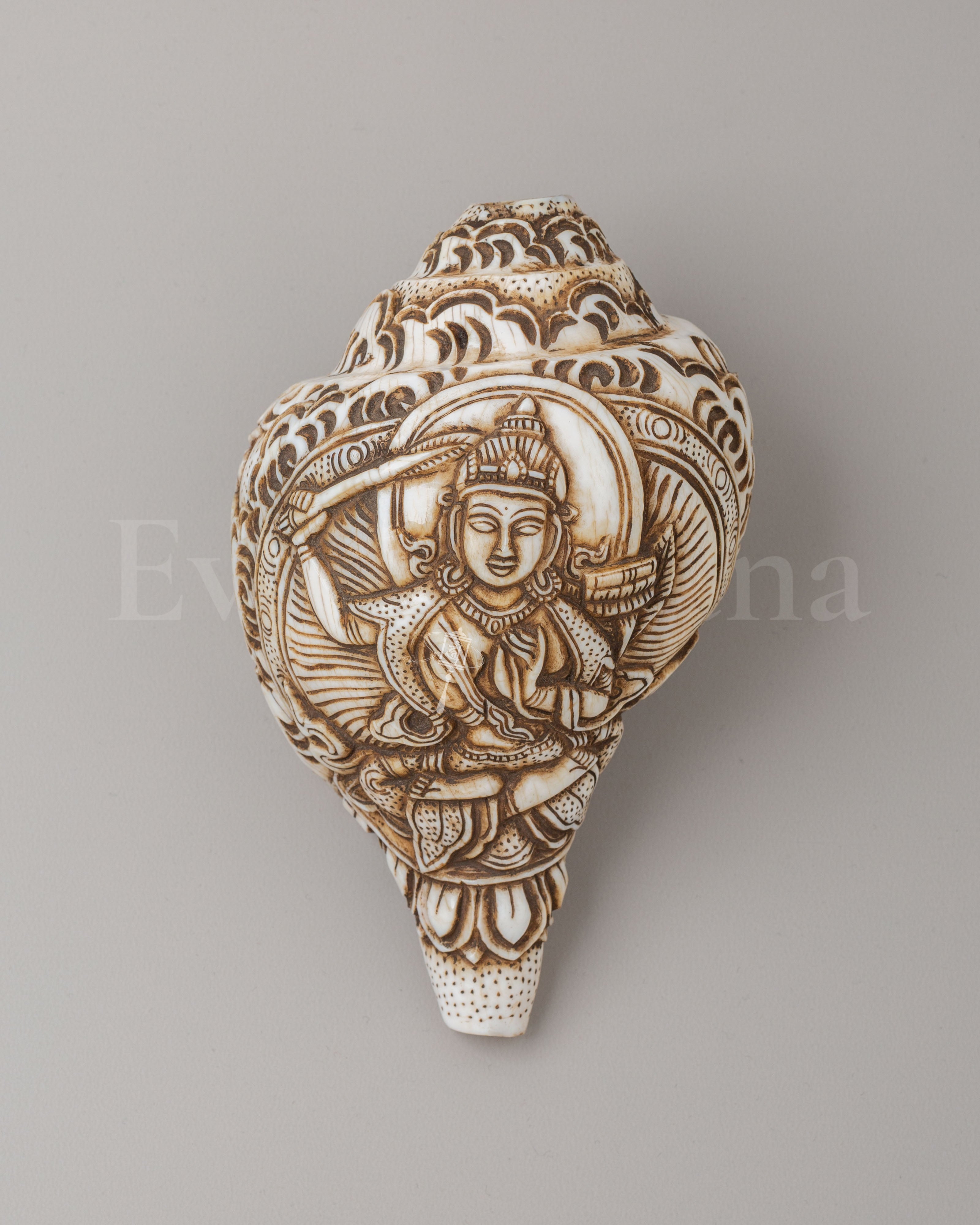 Tibetan Manjushri Carved Conch