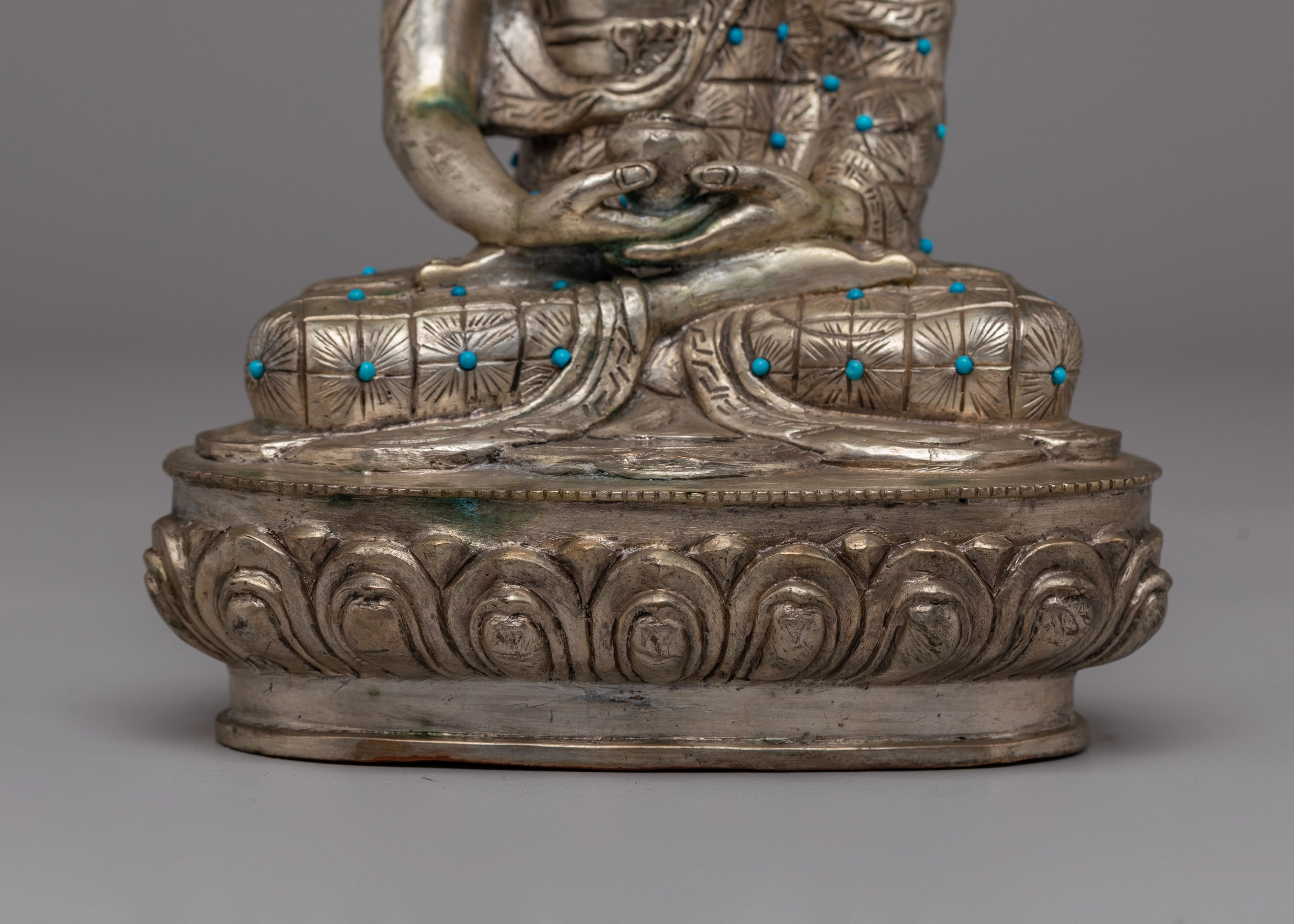 Traditional Amitabha Buddha Statue | Symbol of Infinite Light and Compassion