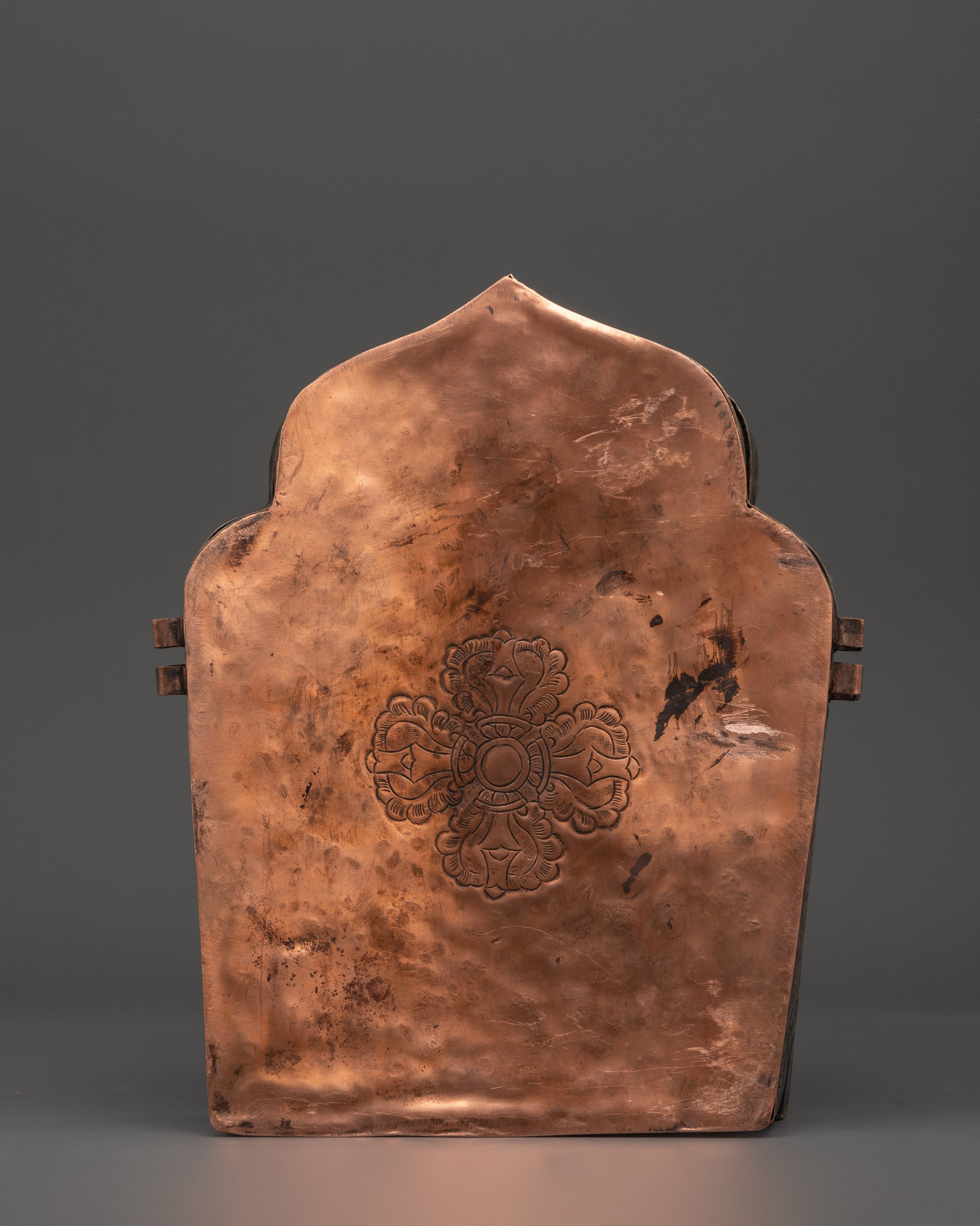 Handcrafted Ghau Box with White Metal & Copper Body | Sacred Relic