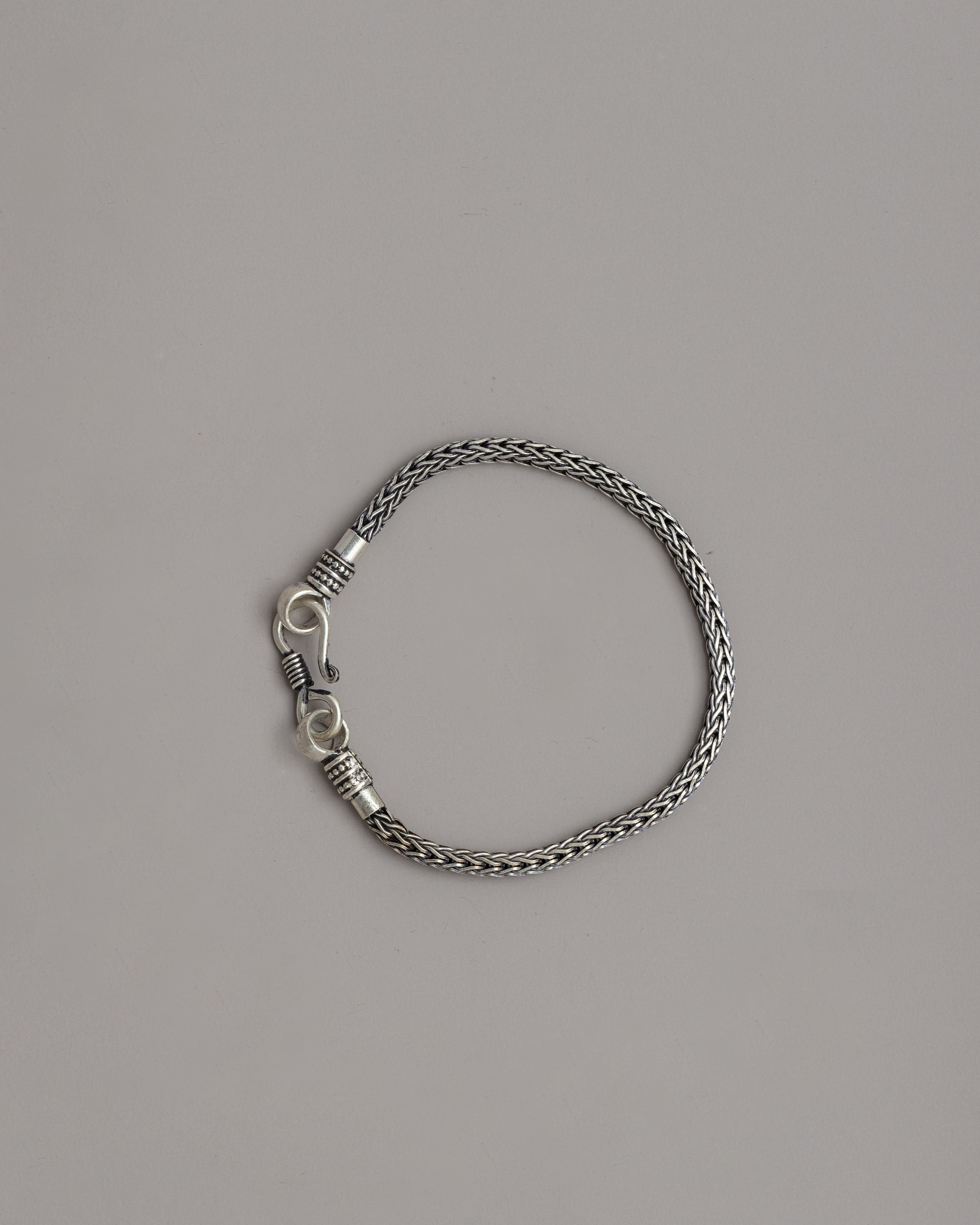 Adjustable White Metal Bracelet | Perfect Jewelry Present