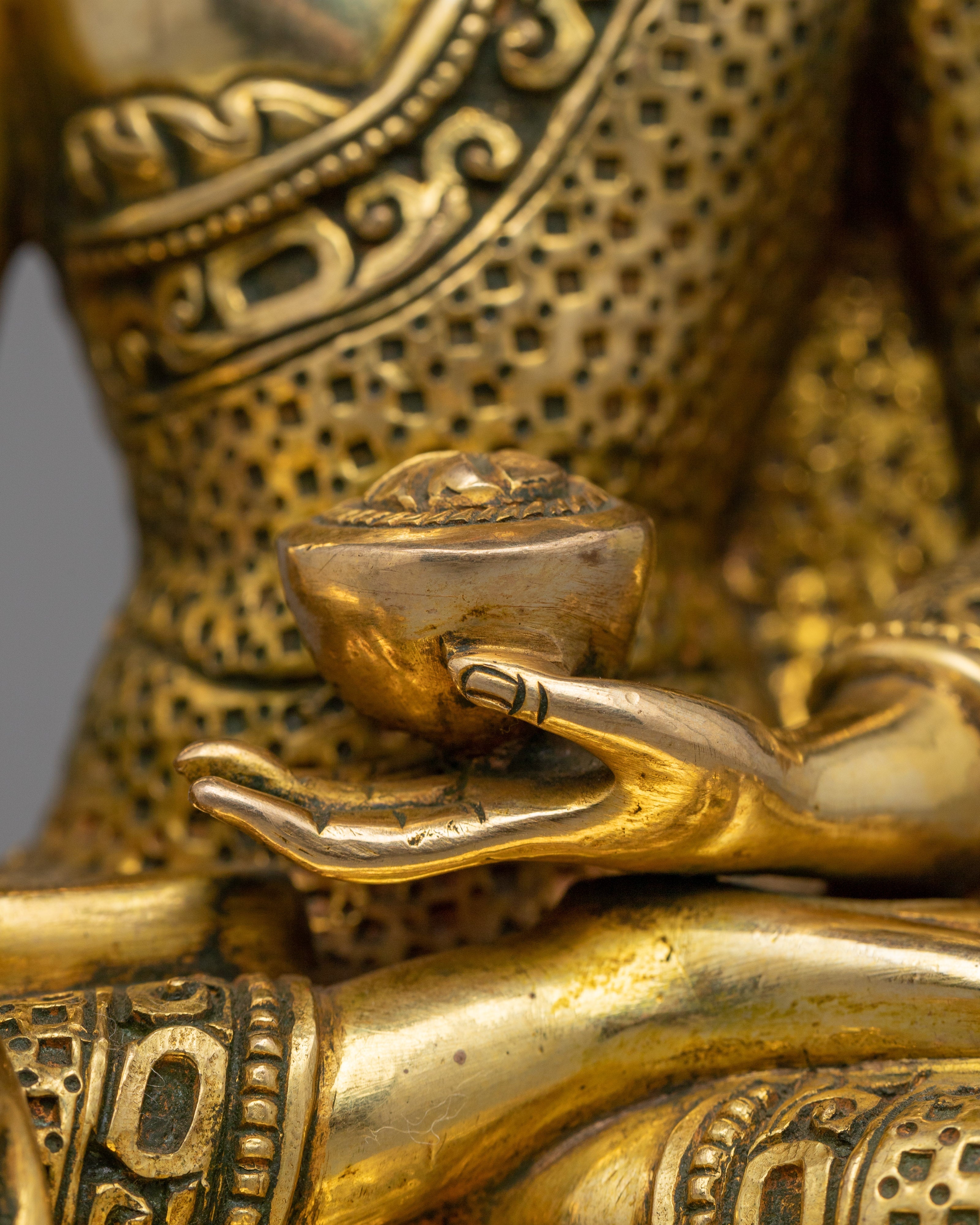 Shakyamuni Buddha Art of Tibet's Spiritual Serenity | Sage of Shakya Clan