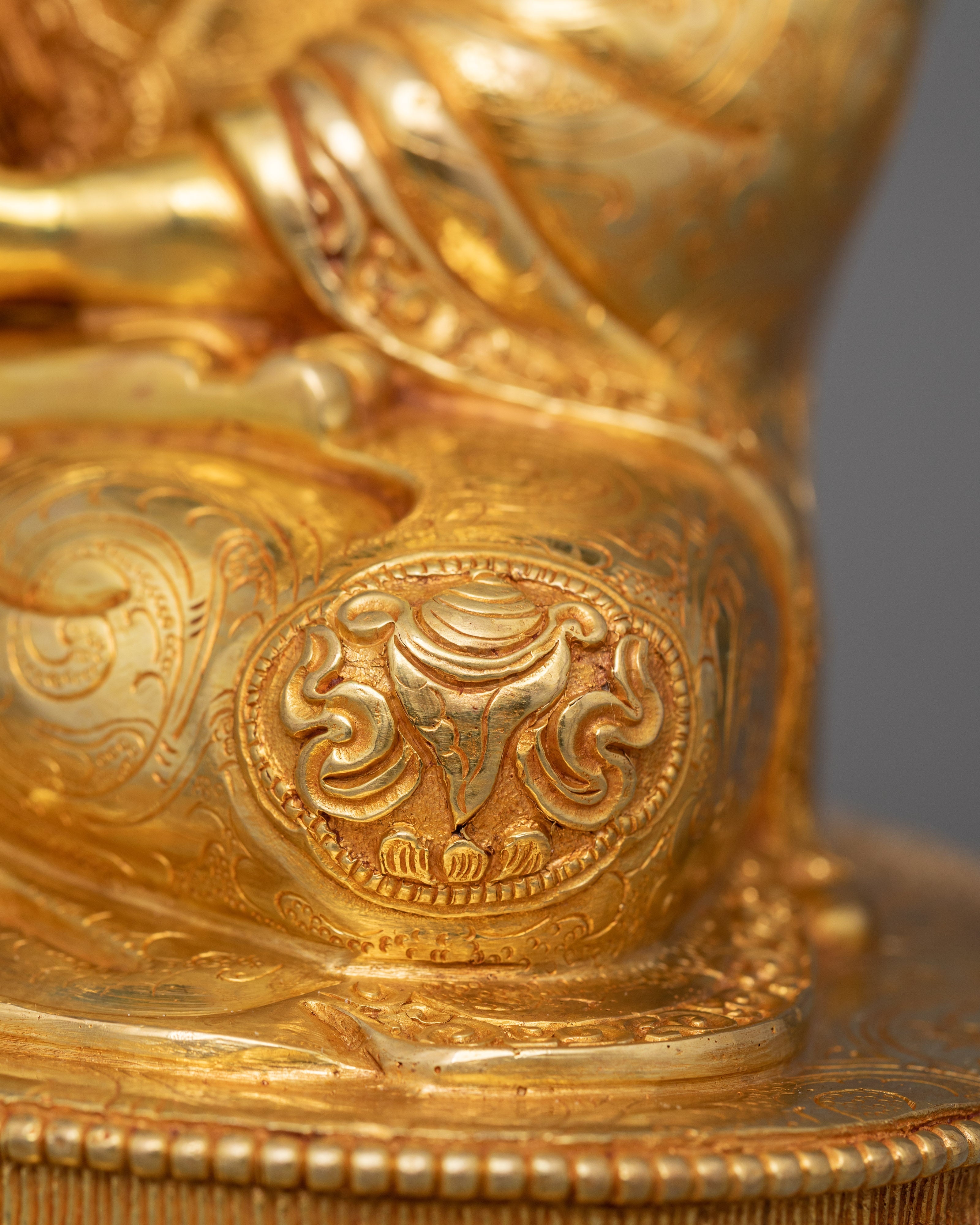 Shakyamuni Buddha Buddhist Art | Tranquil Enlightened Deity Statue