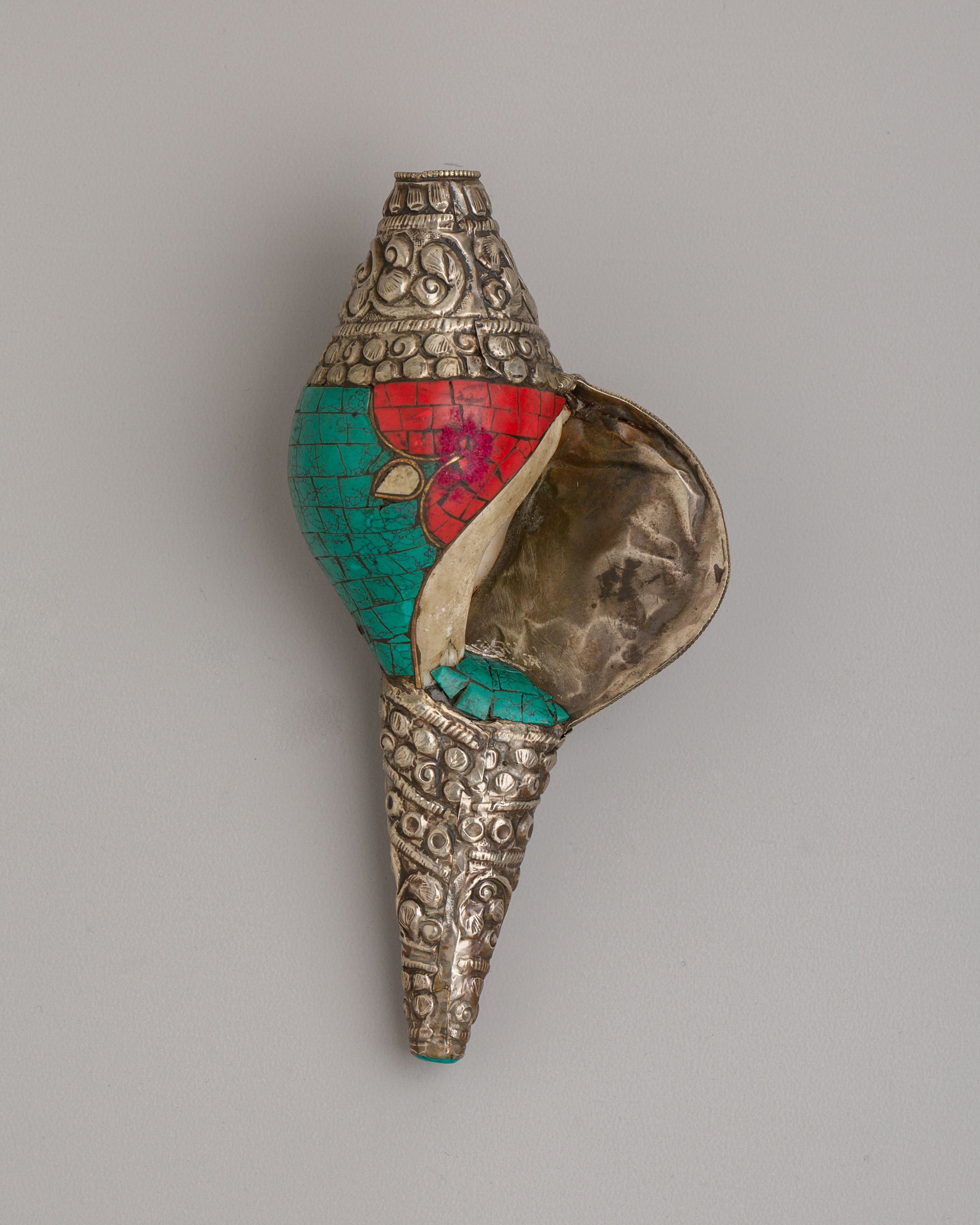 Traditional Buddhist Conch | Buddhist Ritual Trumpet for Puja