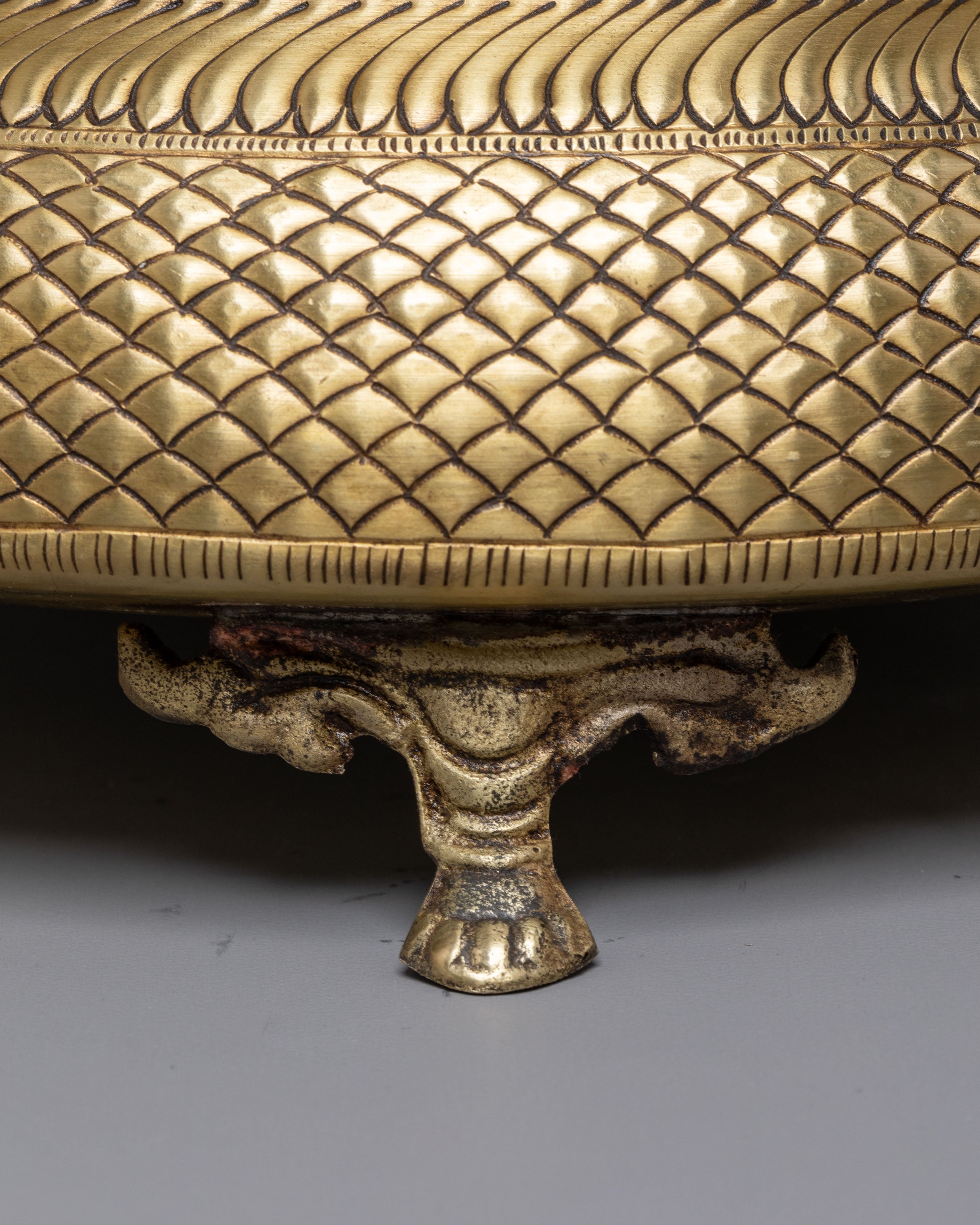 Traditional Sacred Urli Bowl | Spiritual Buddhist Art