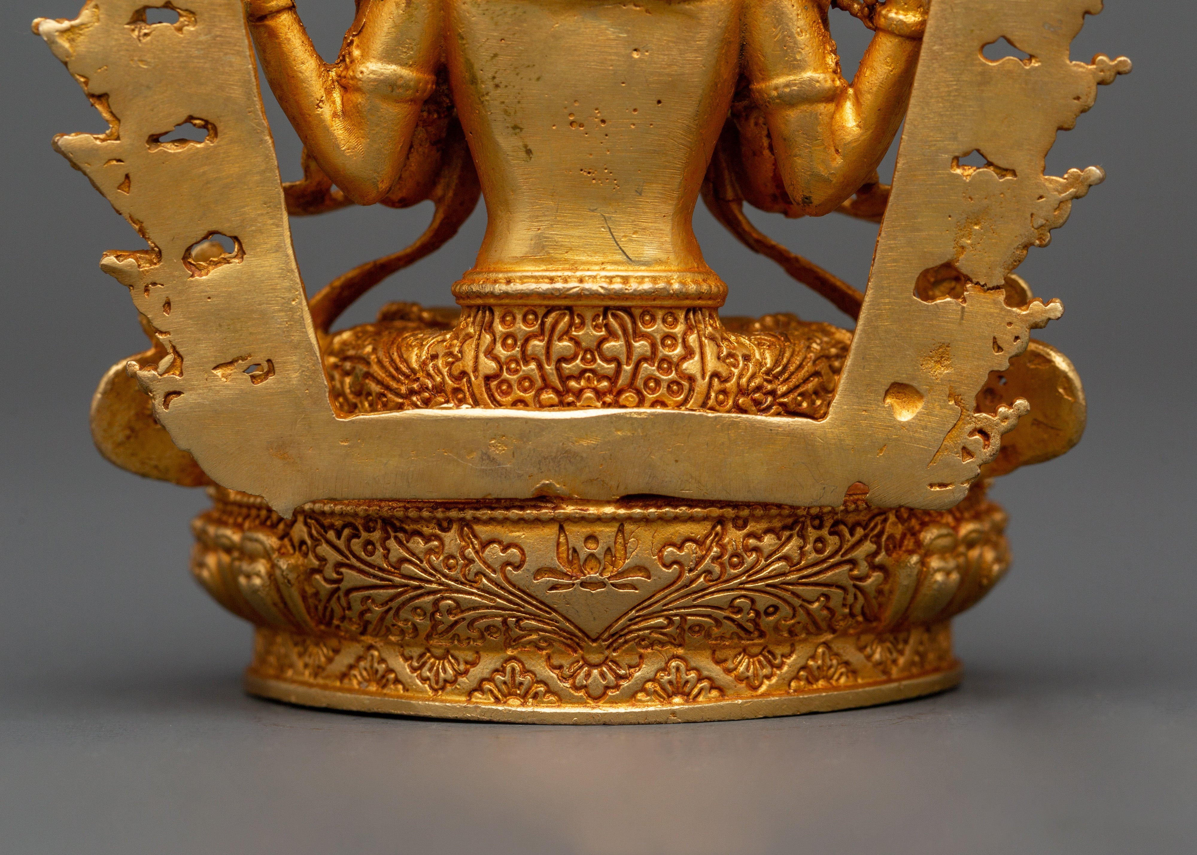 Gold Plated Chenrezig Statue in copper | Tibetan Bodhisattva of Compassion