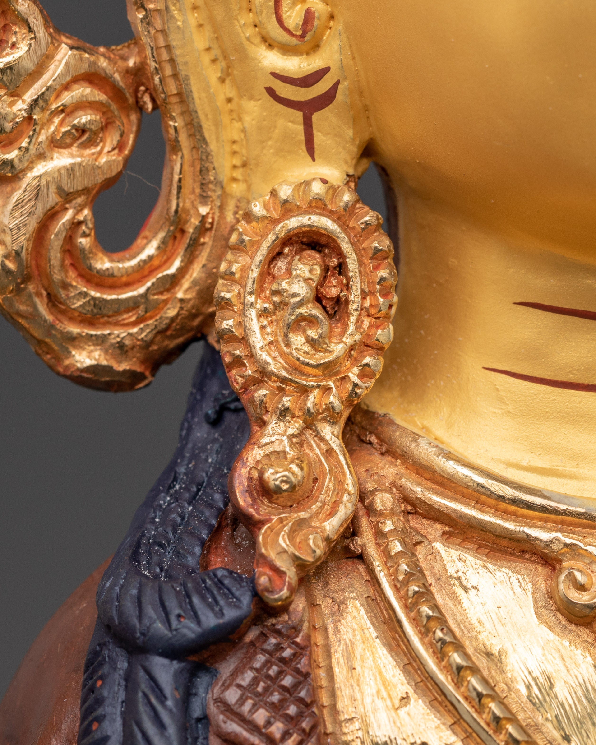 Tibetan Deity Chenrezig Statue | Spiritual Guardian
