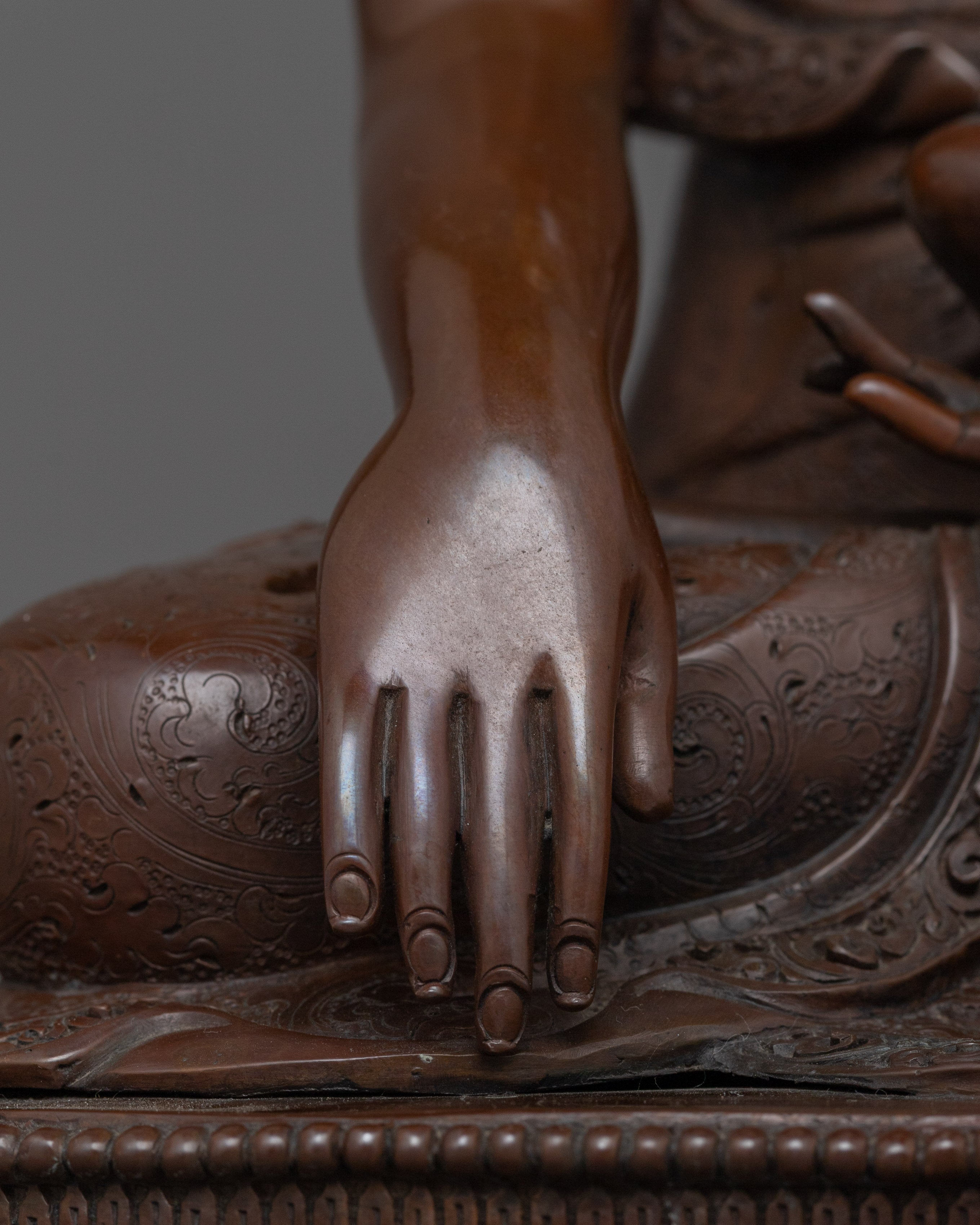Himalayan Figurine Shakyamuni Buddha | The Enlightened One