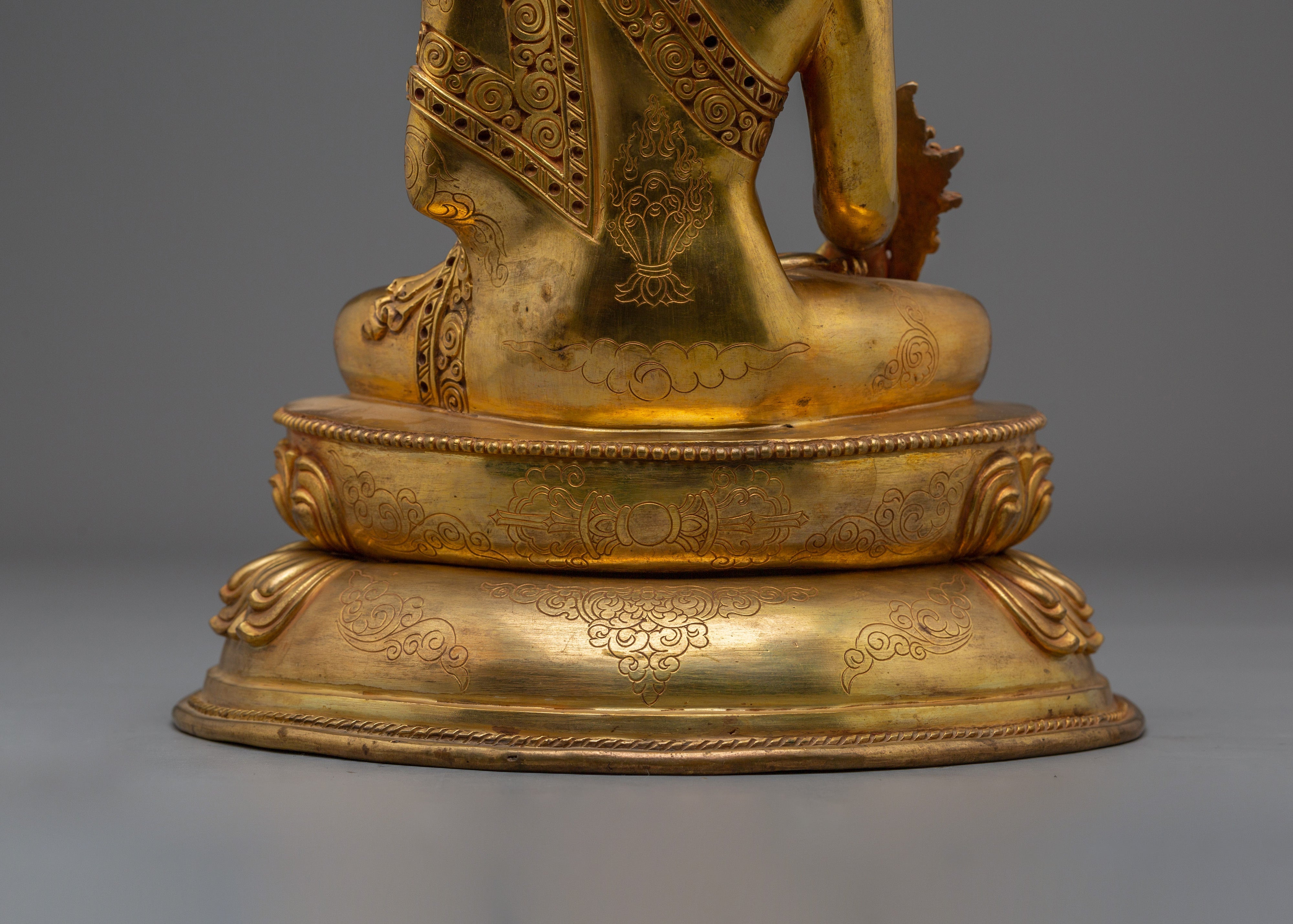 Buddhist healing Icon Medicine Buddha | Golden Spiritual Artwork