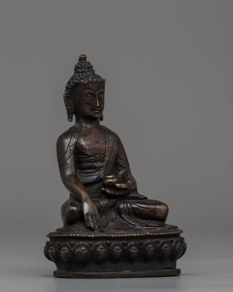 Oxidized Copper Shakyamuni Buddha Statue | A Symbol of Enlightenment and Serenity