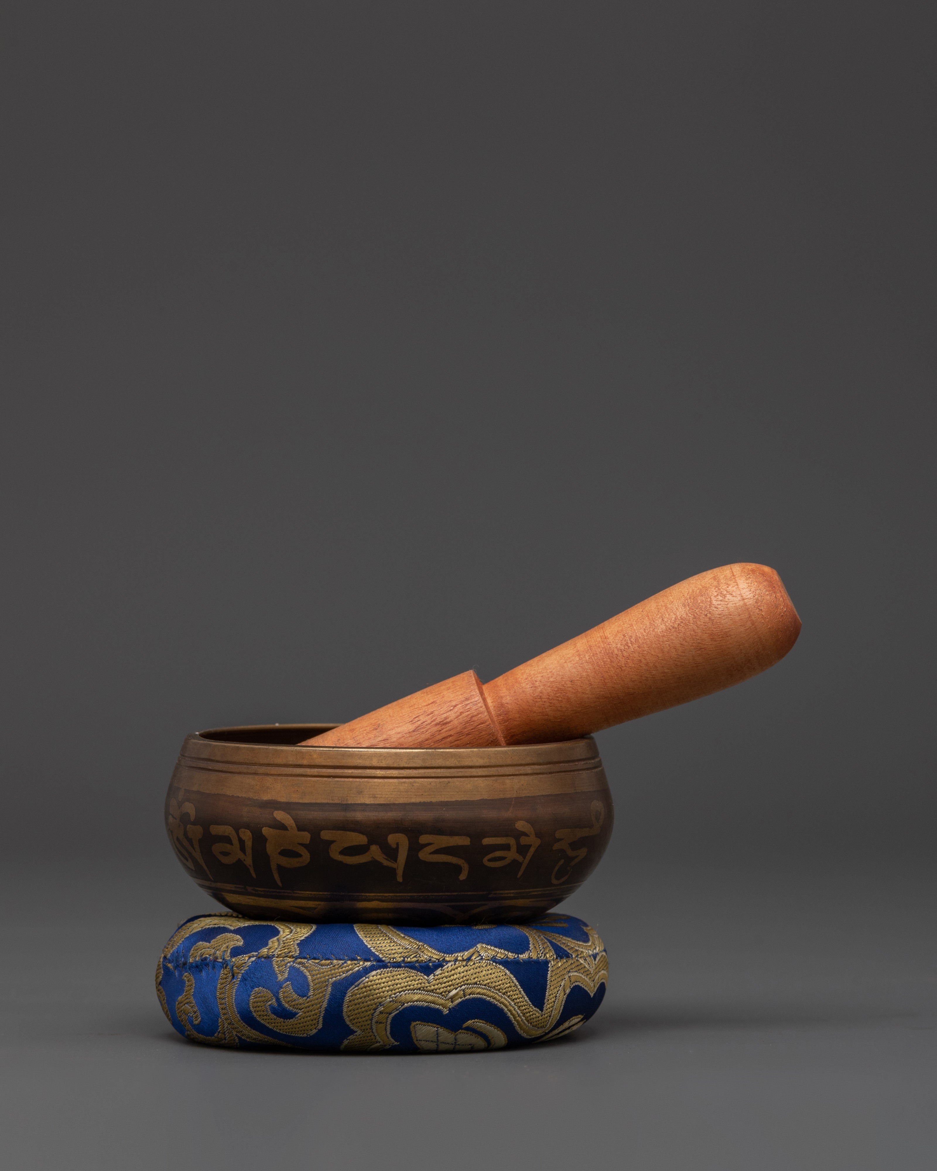 Handcrafted Himalayan Singing Bowl | Healing Vibration Bowl