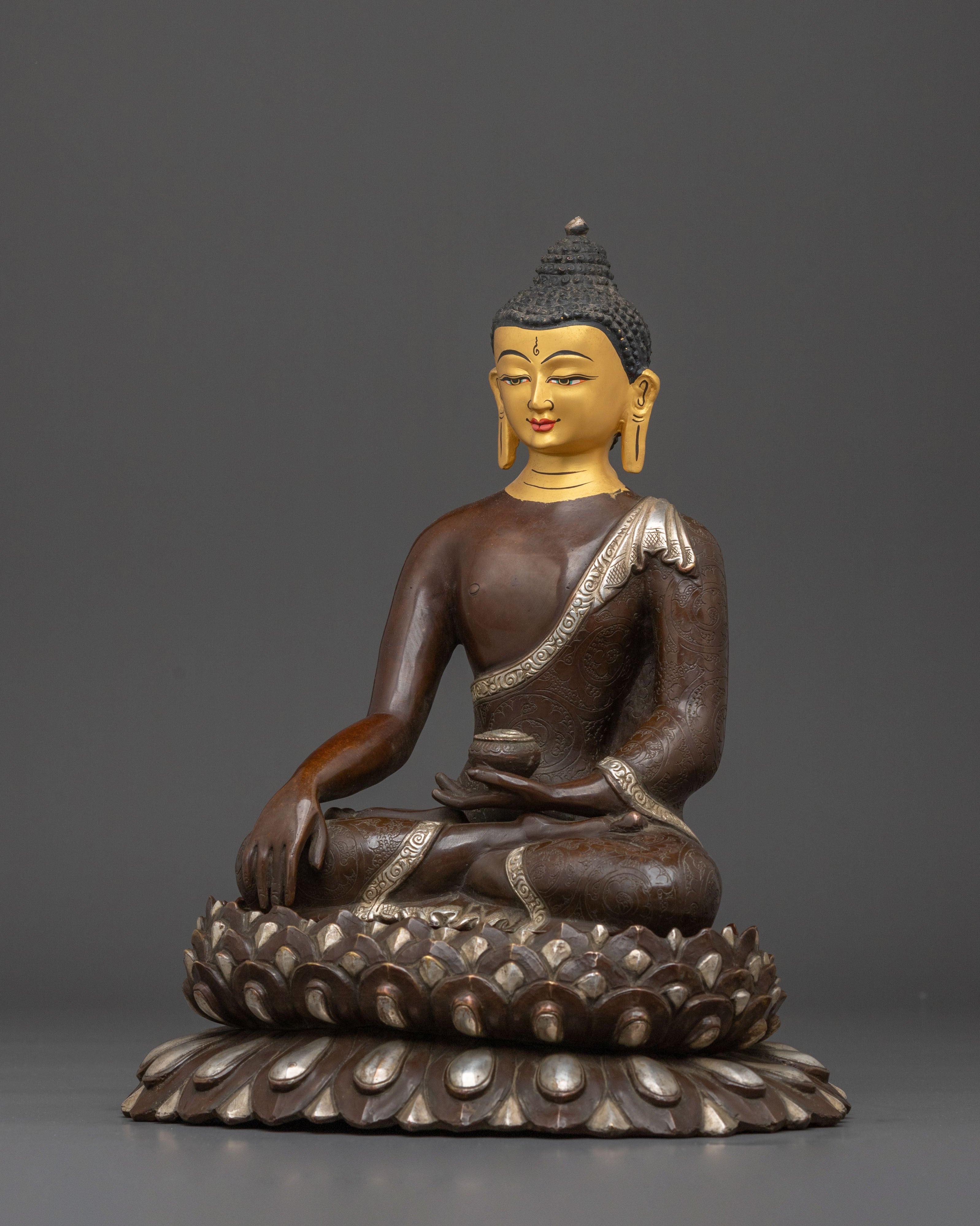 Shakyamuni Buddha Majestic Sculpture | Buddha of Enlightenment and Wisdom