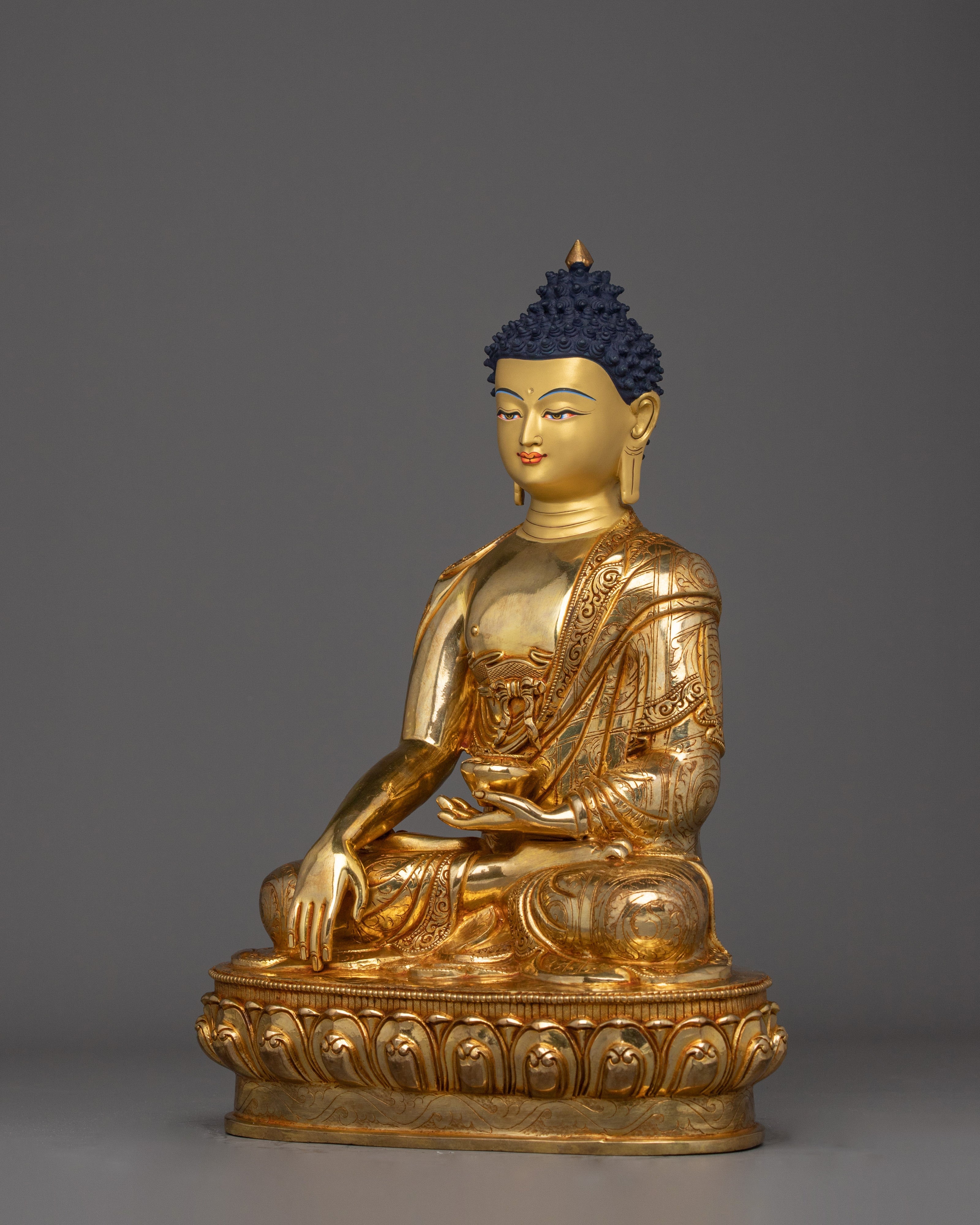 Dharma Guru Shakyamuni Buddha | Gautama Buddha - The Enlightened One