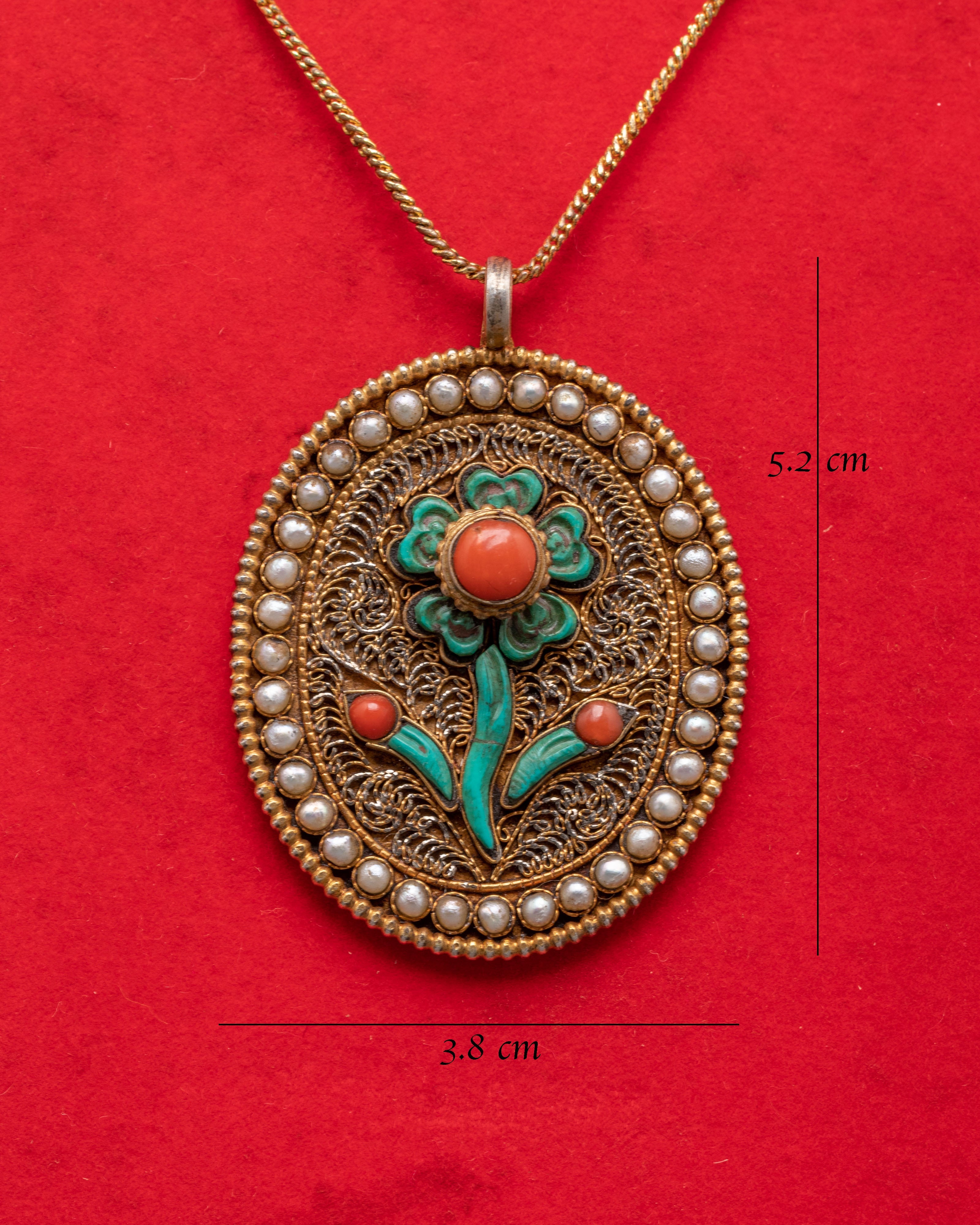 Sacred Tibetan Locket Pendant | Buddhist Jewelry for Spiritual Clarity