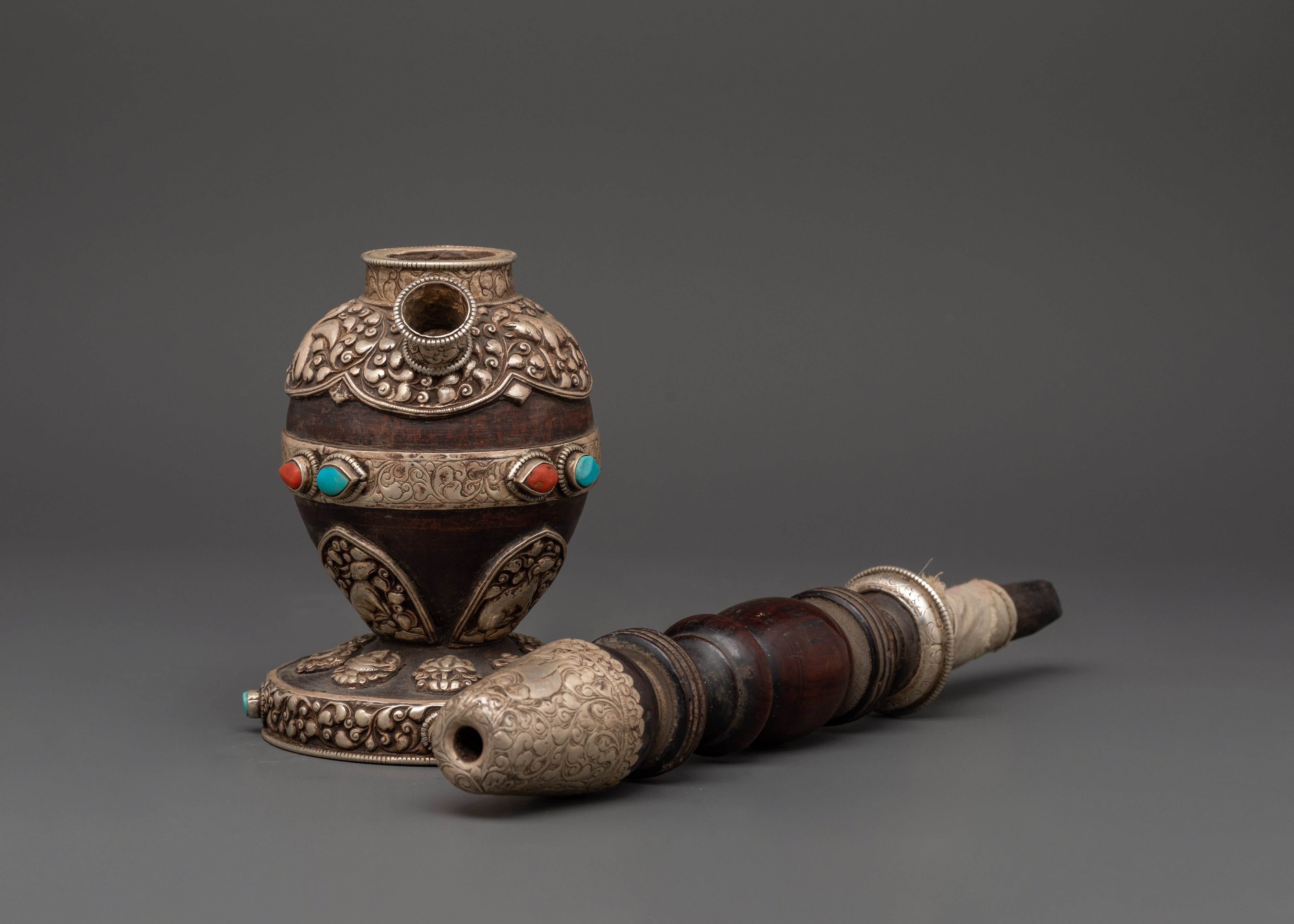 Handcrafted Wooden & Pure Silver Hukka | For Collectors & Traditional Use