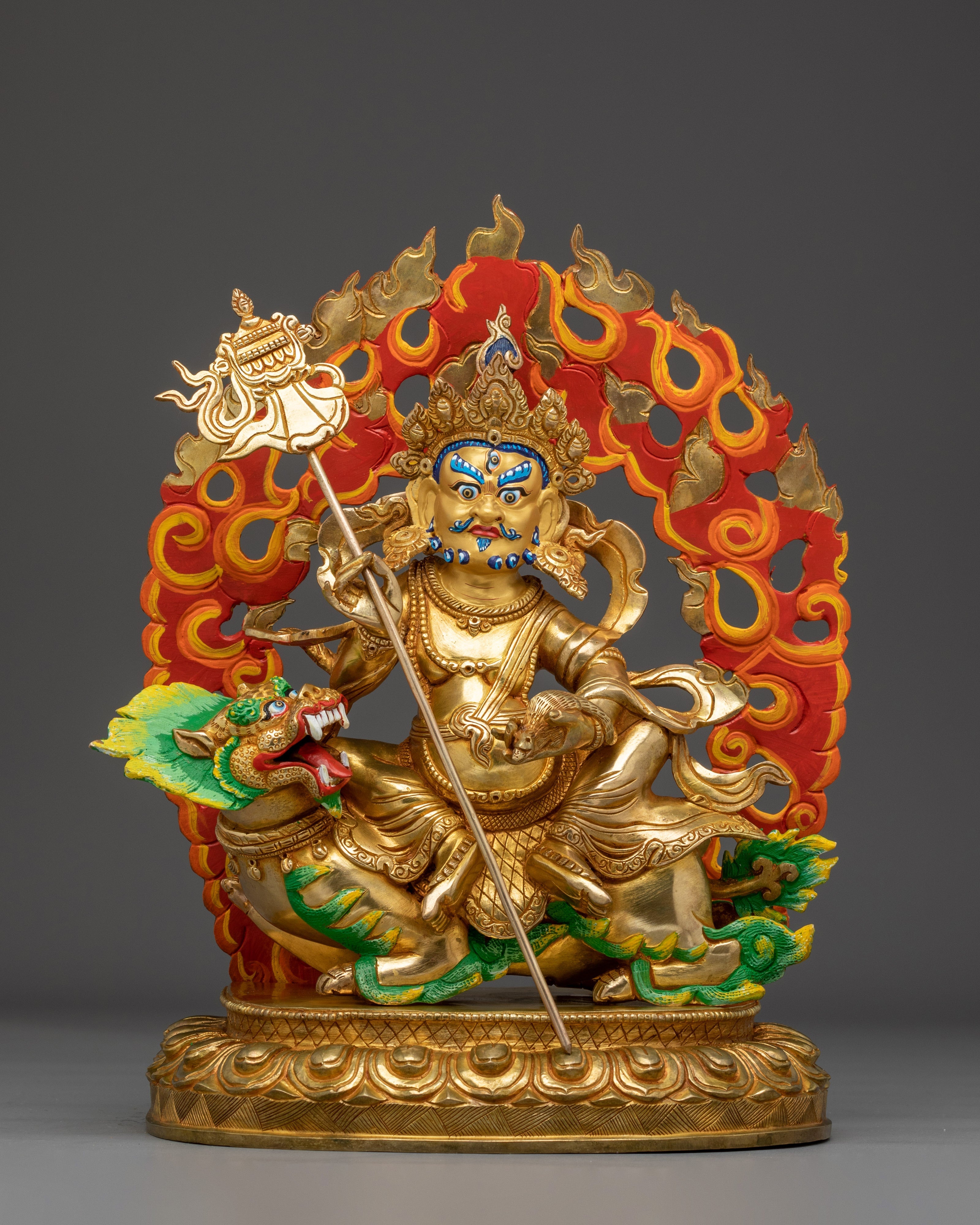 guardian-king-namtoshe-statue